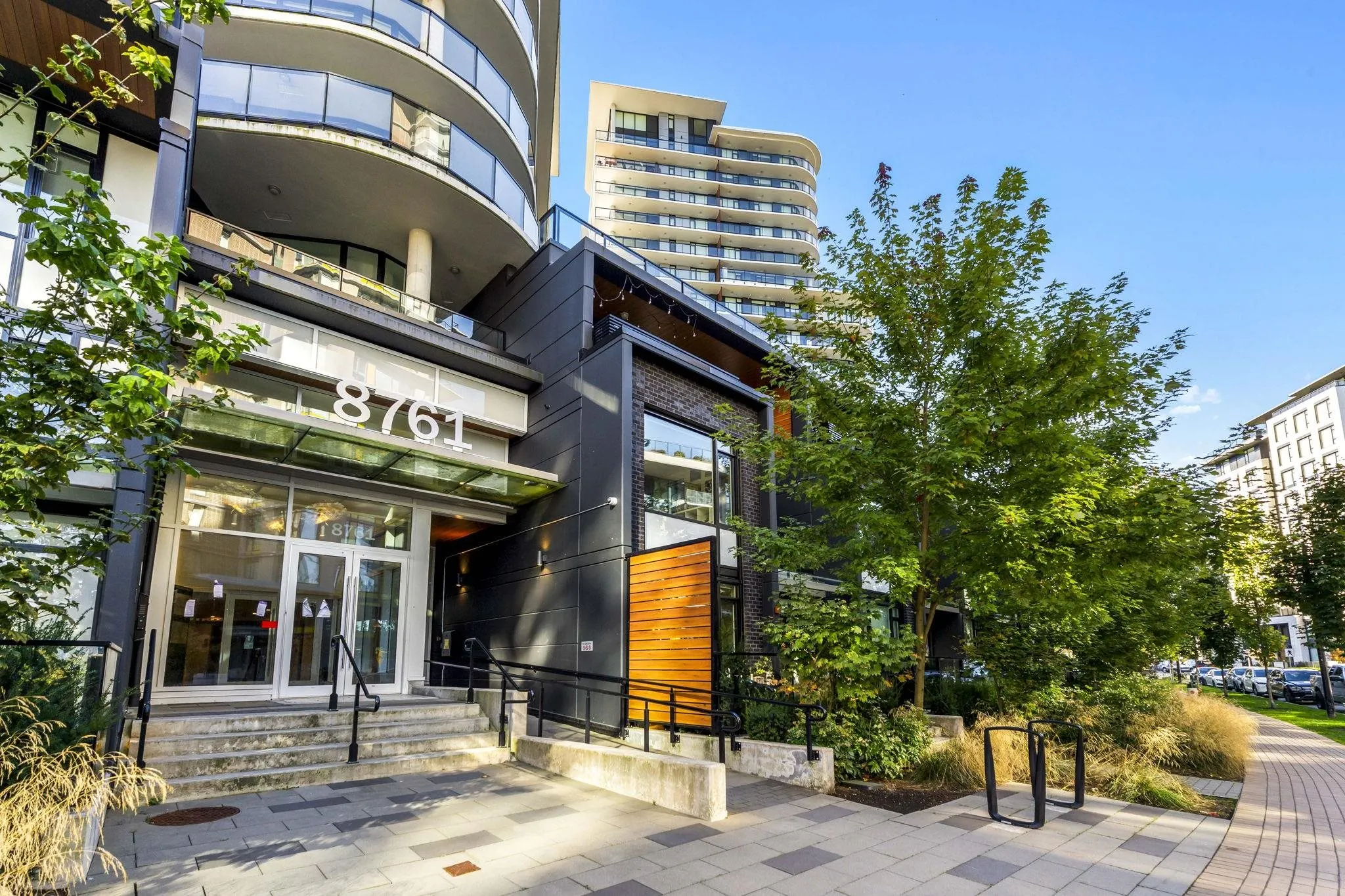 111 8761 University Crescent