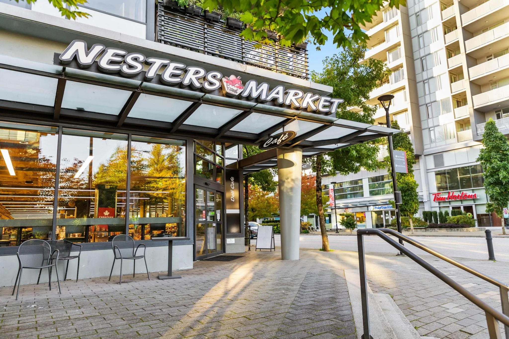 111 8761 University Crescent