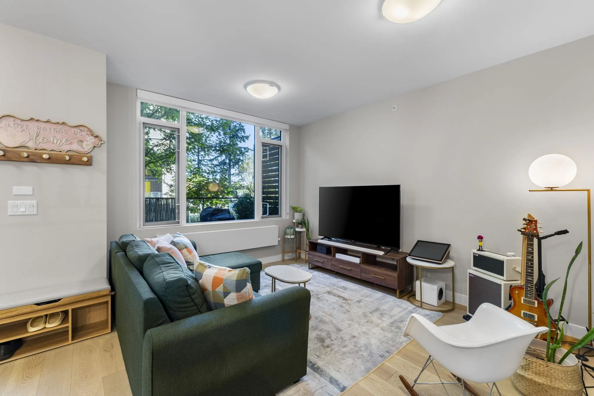 111 8761 University Crescent