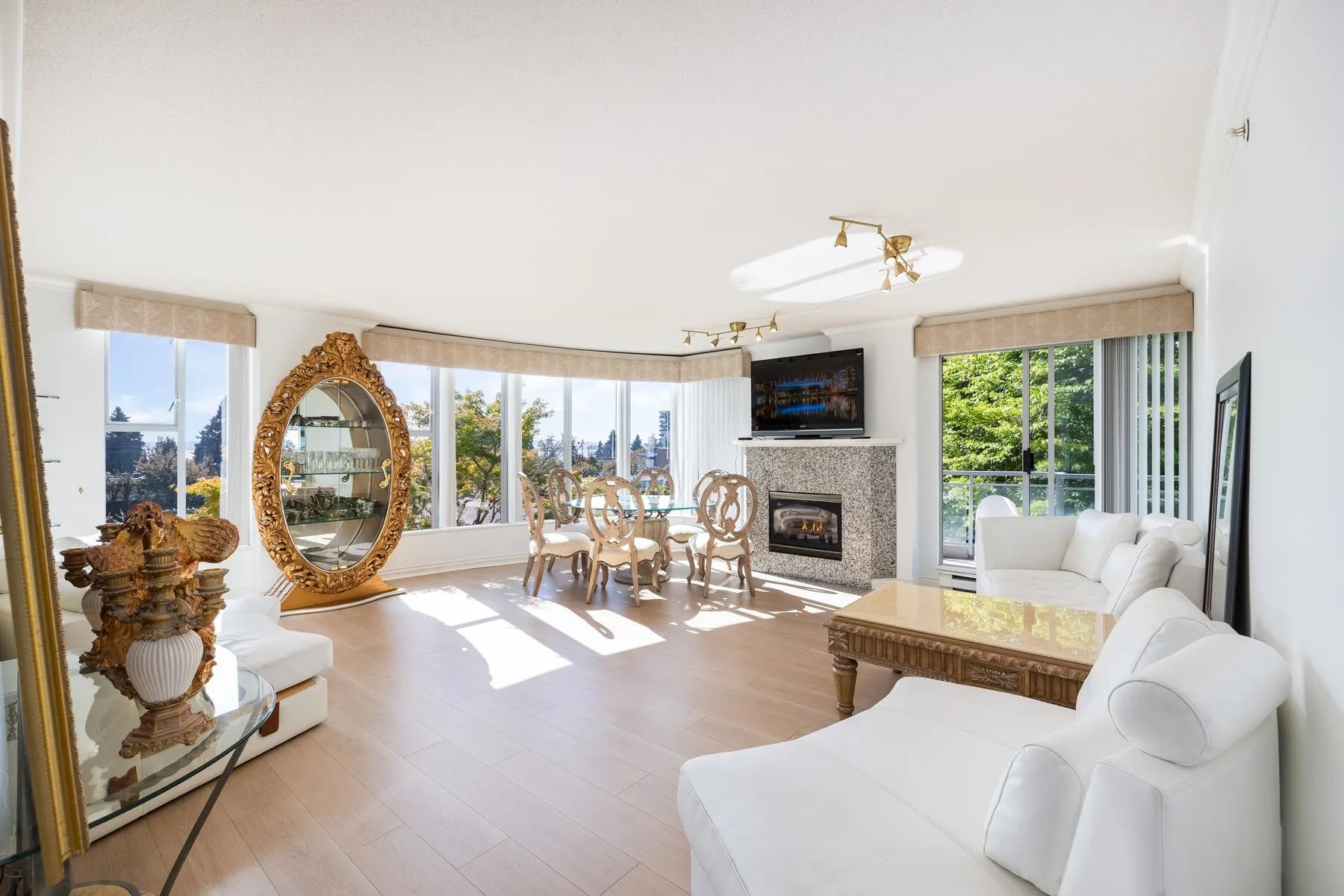 201 588 16th Street