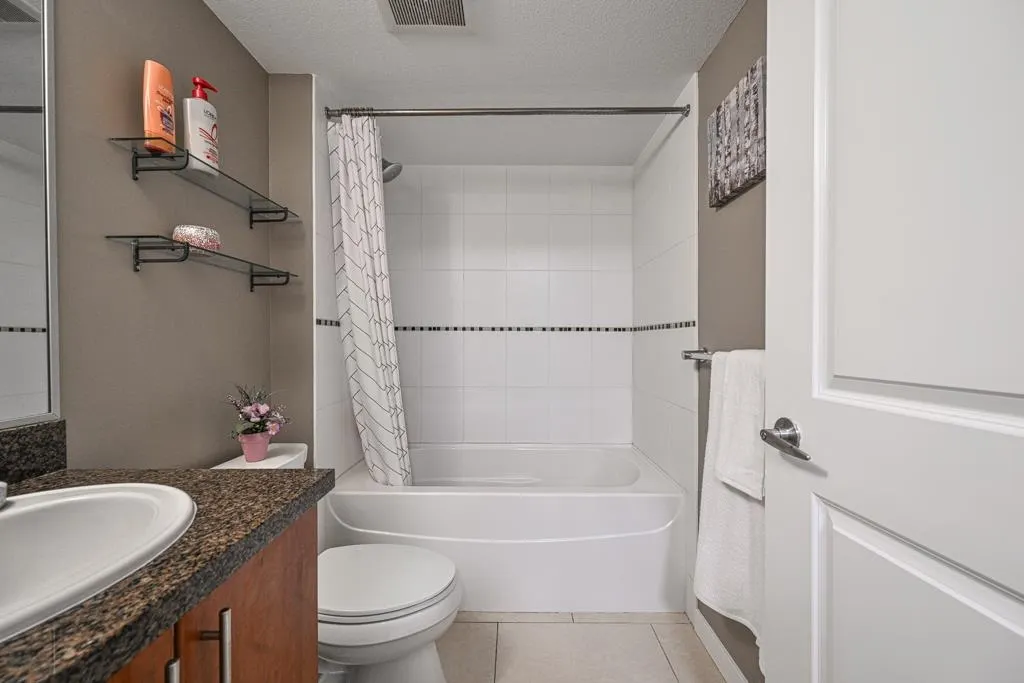 225 12085 228 Street