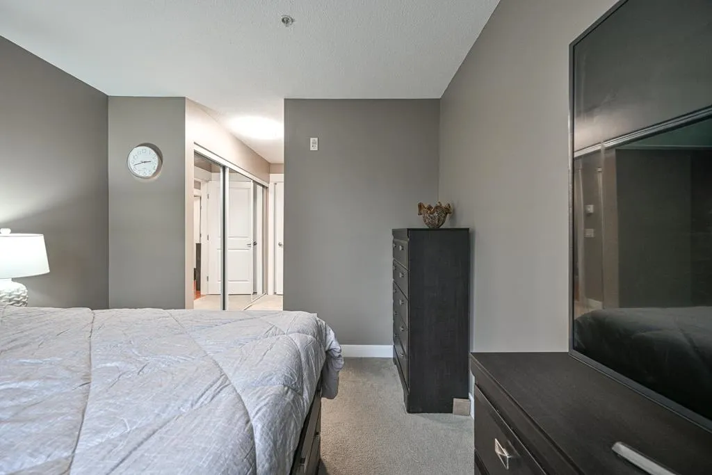 225 12085 228 Street