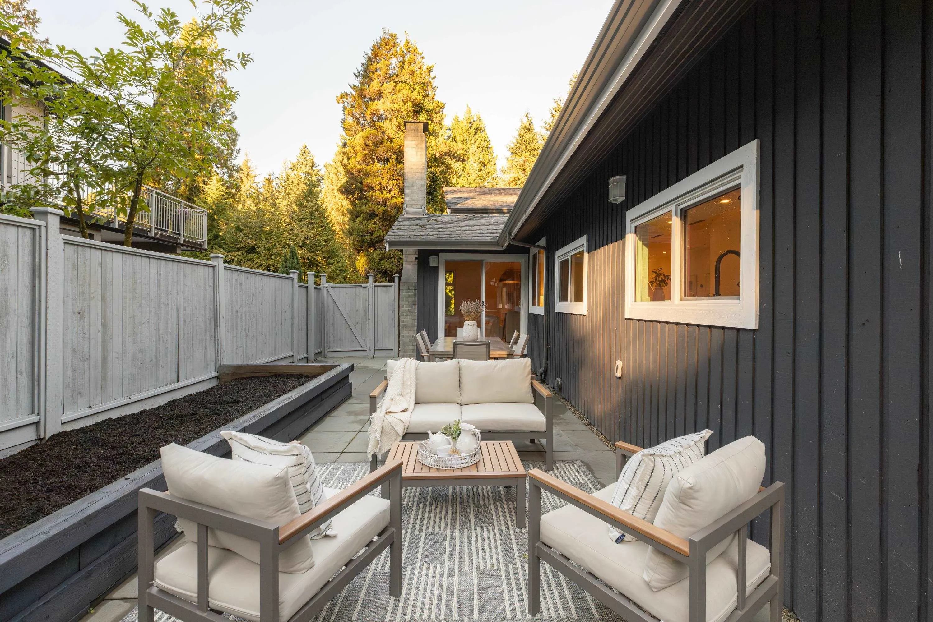 5540 Marine Drive