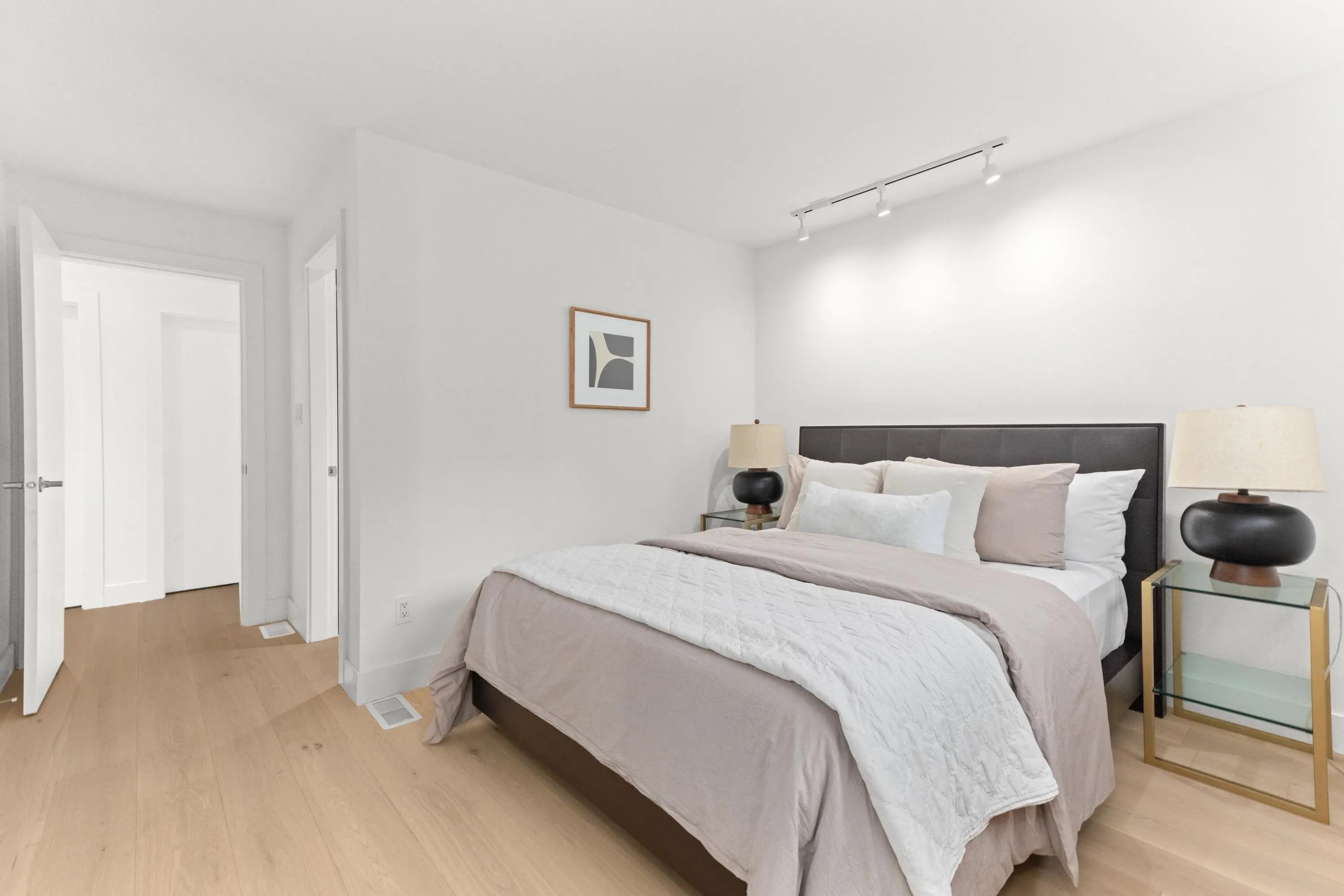 5540 Marine Drive