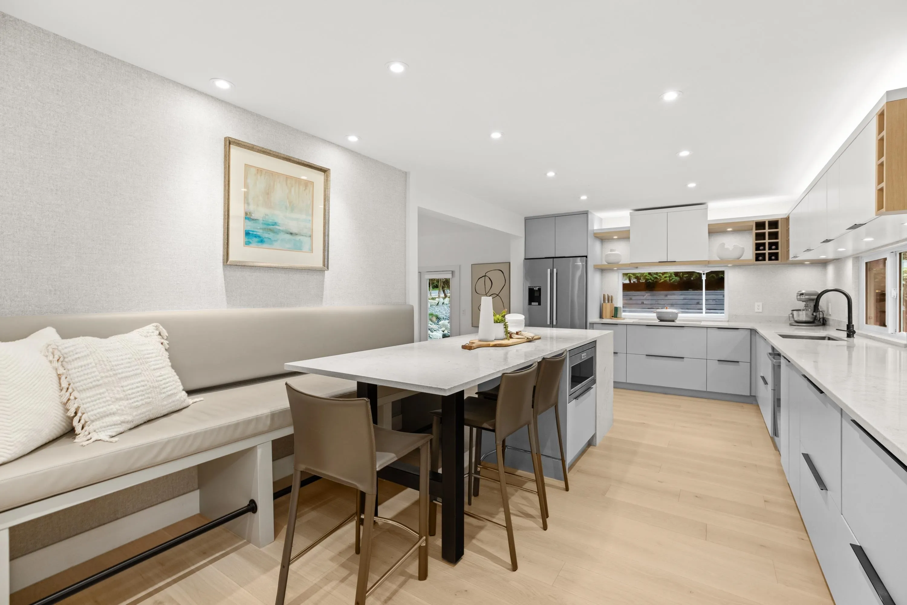 5540 Marine Drive