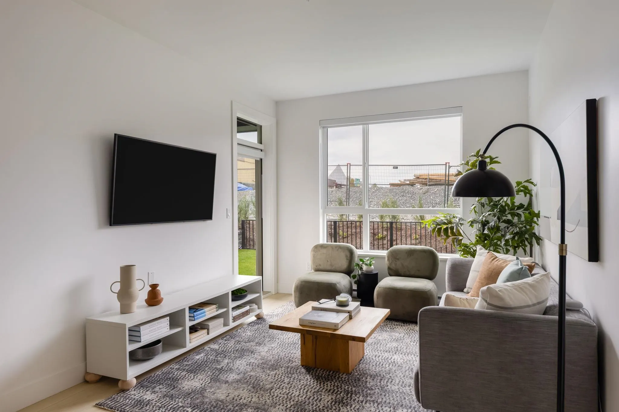 110 30494 Cardinal Avenue