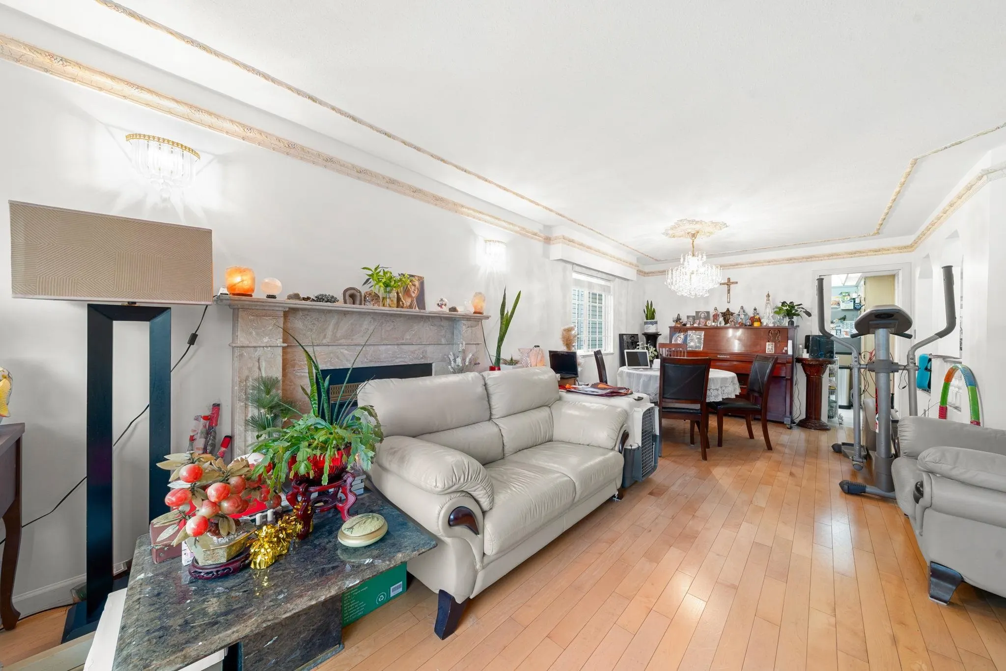 350 E 50th Avenue