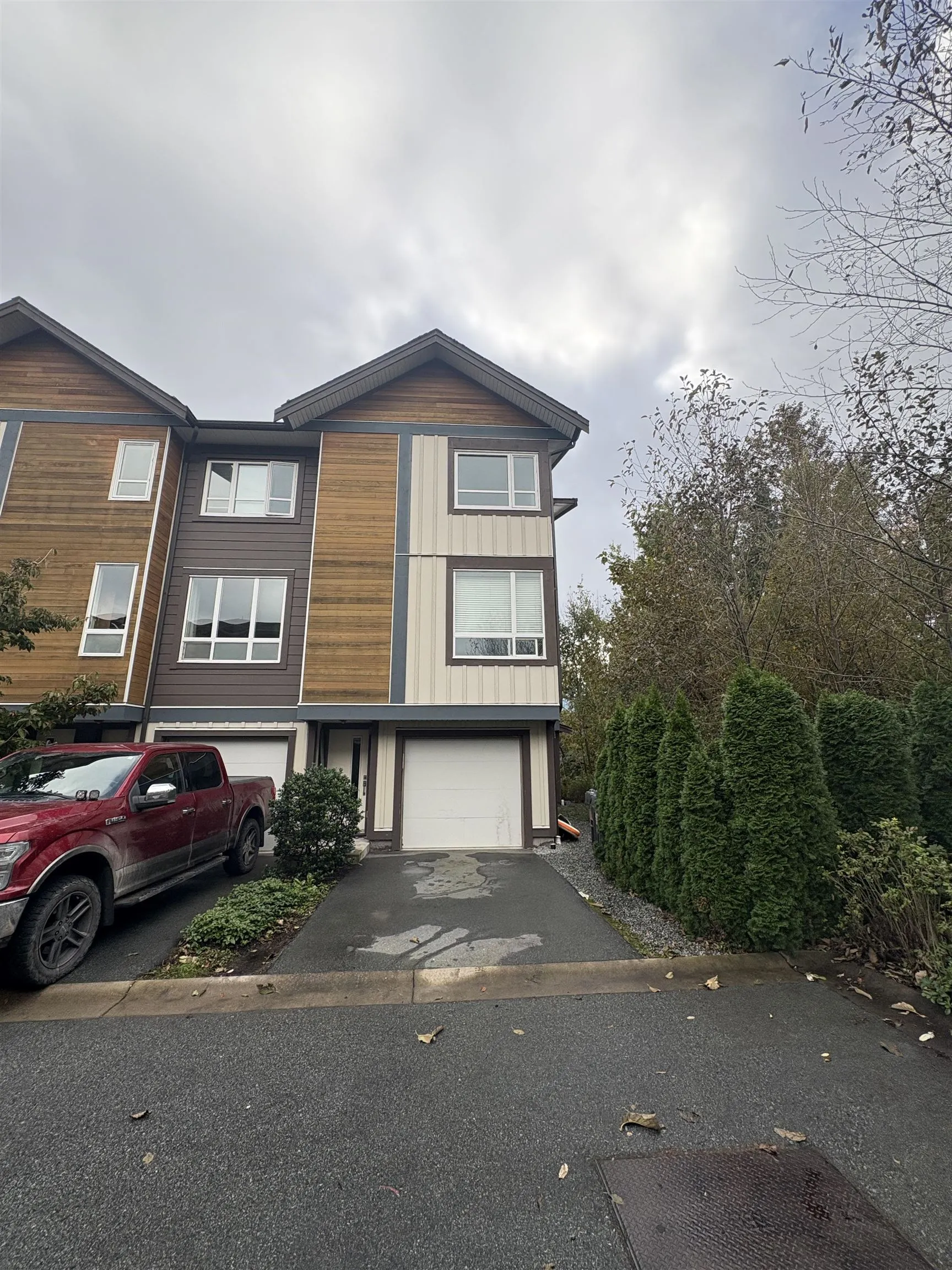 19 1188 Wilson Crescent