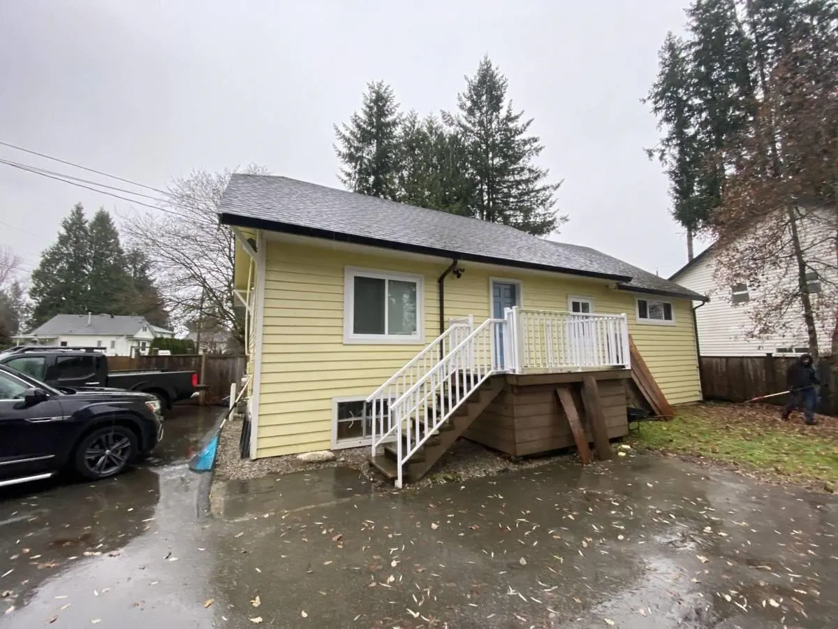 21190 River Rd