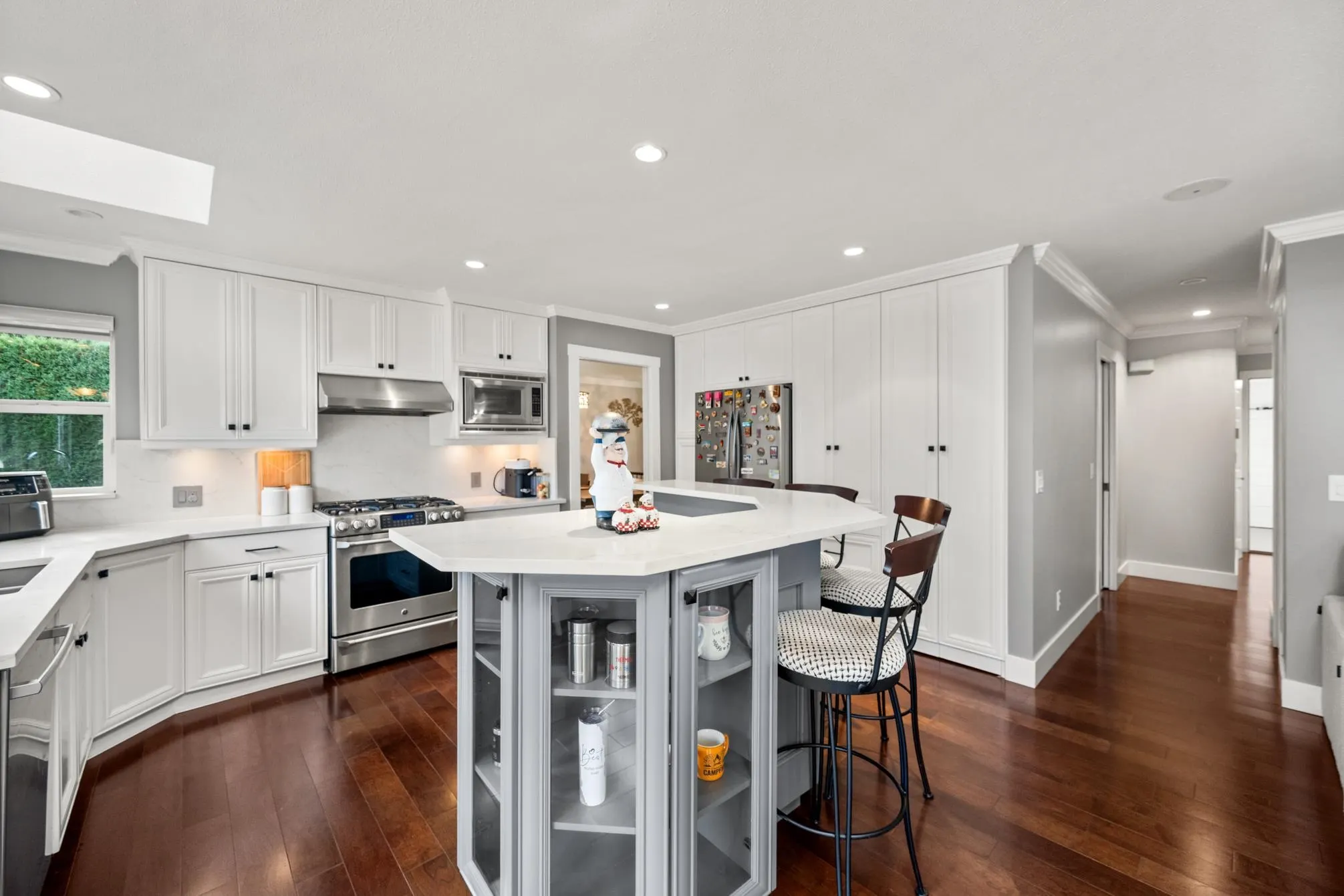 5976 Southpark Grove