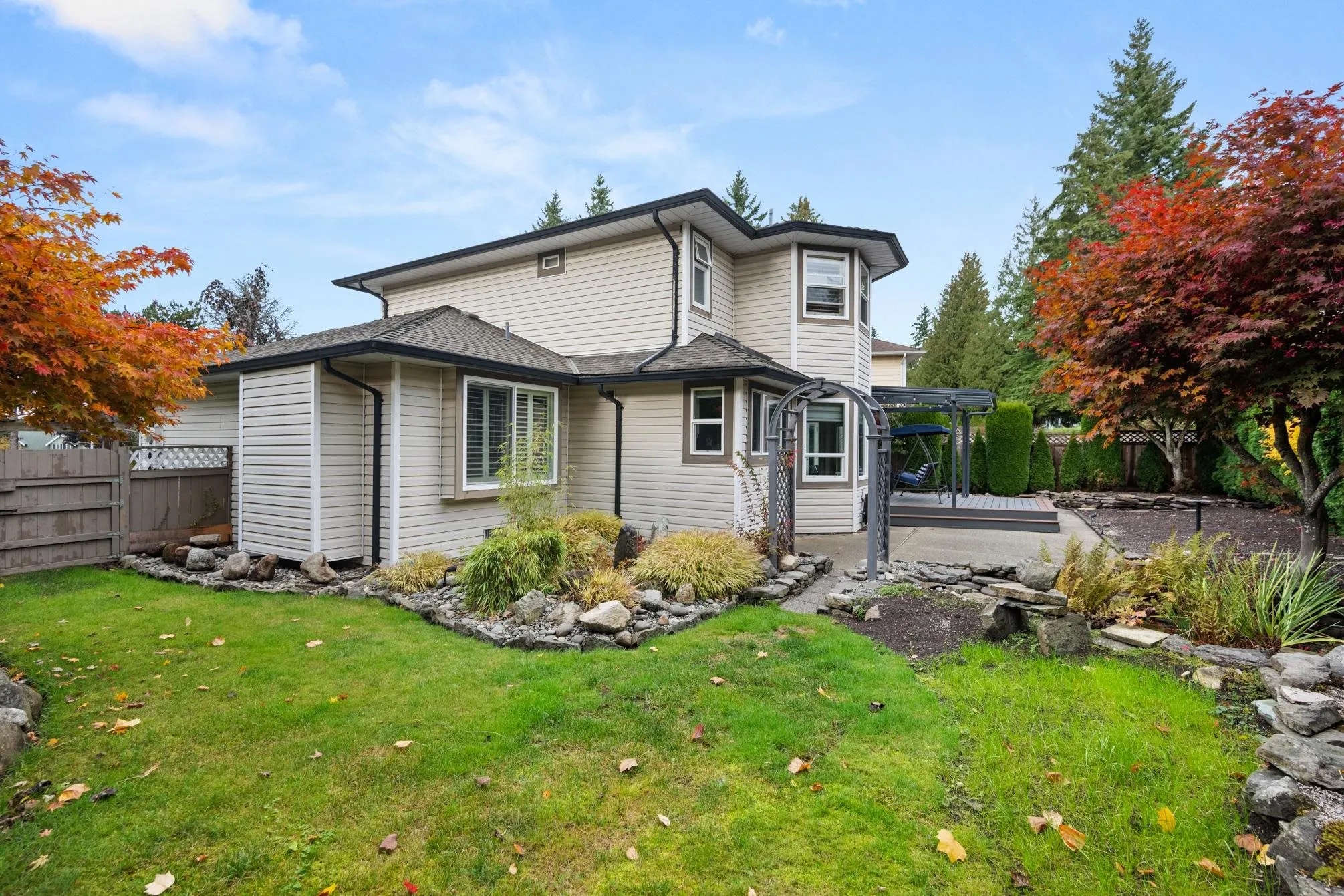 5976 Southpark Grove