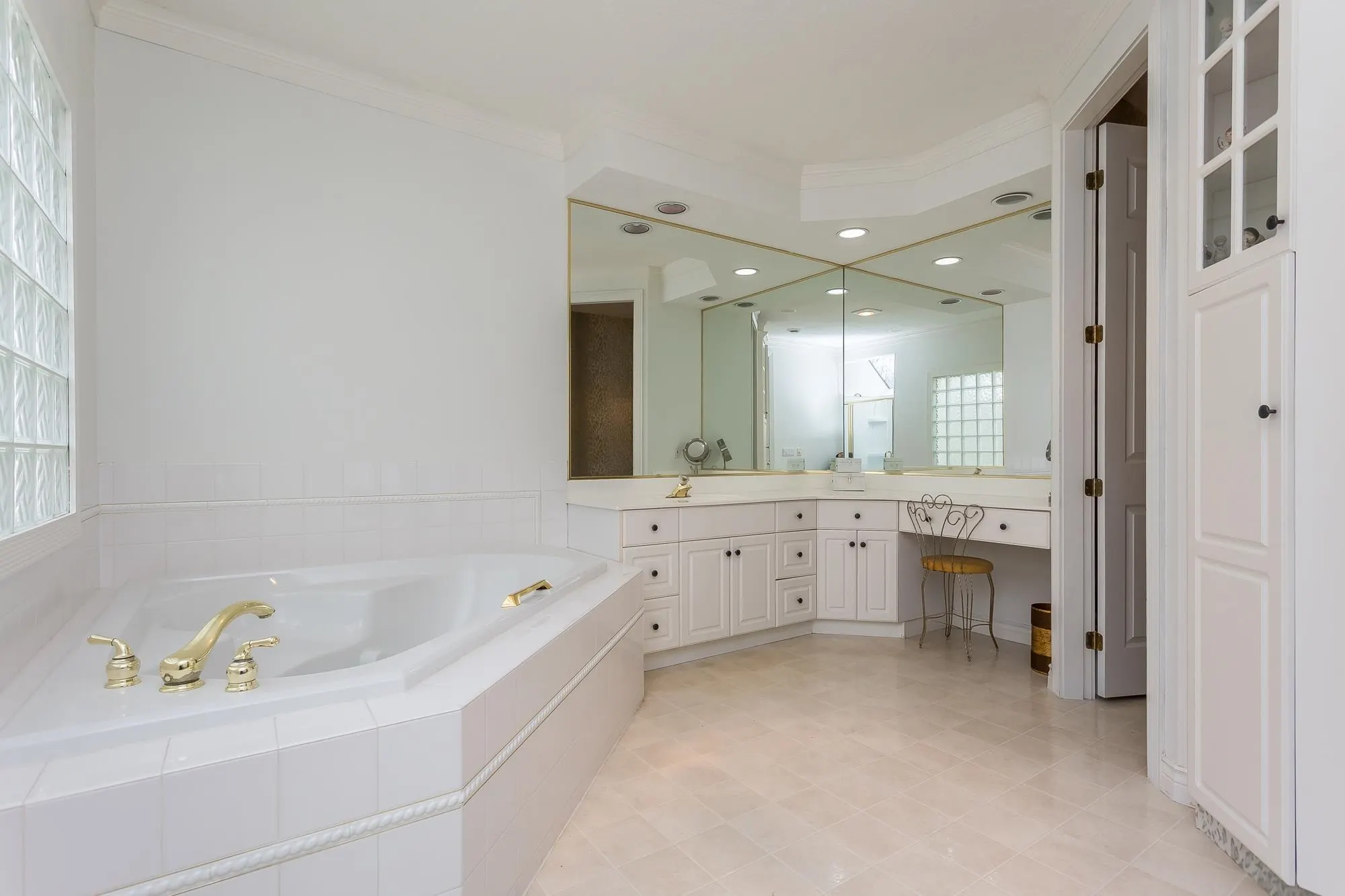 34980 Skyline Drive