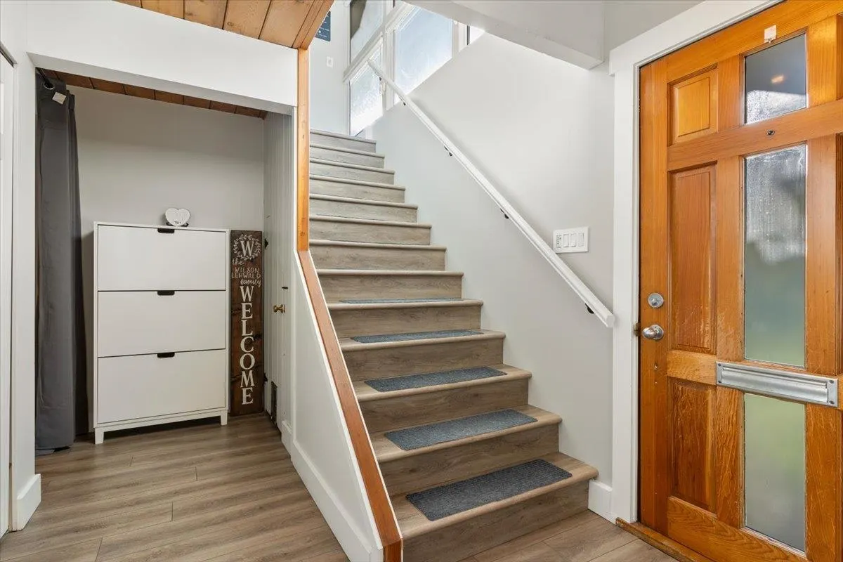 12350 Carlton Street