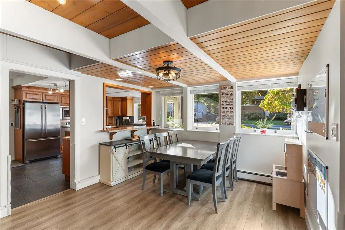 12350 Carlton Street