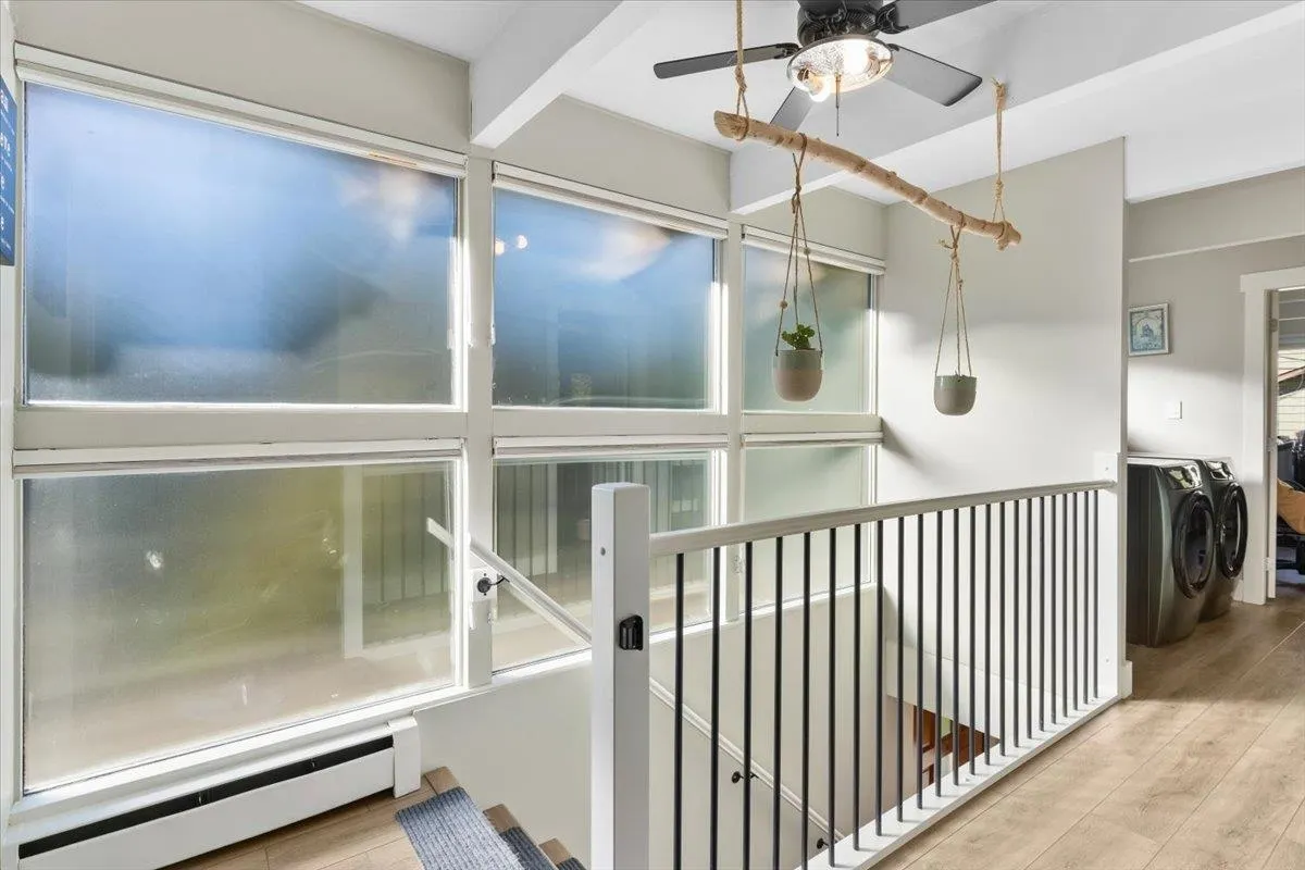 12350 Carlton Street