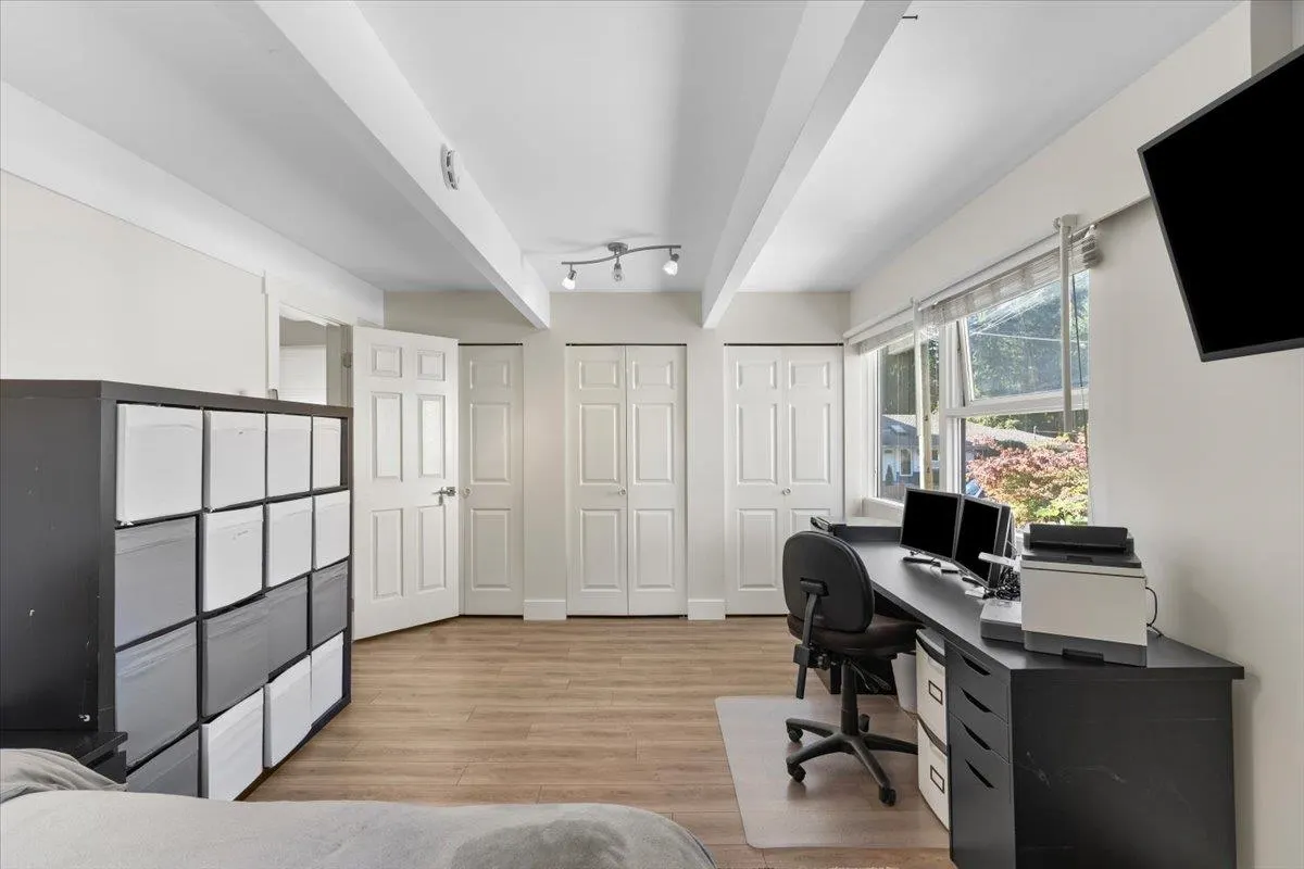 12350 Carlton Street