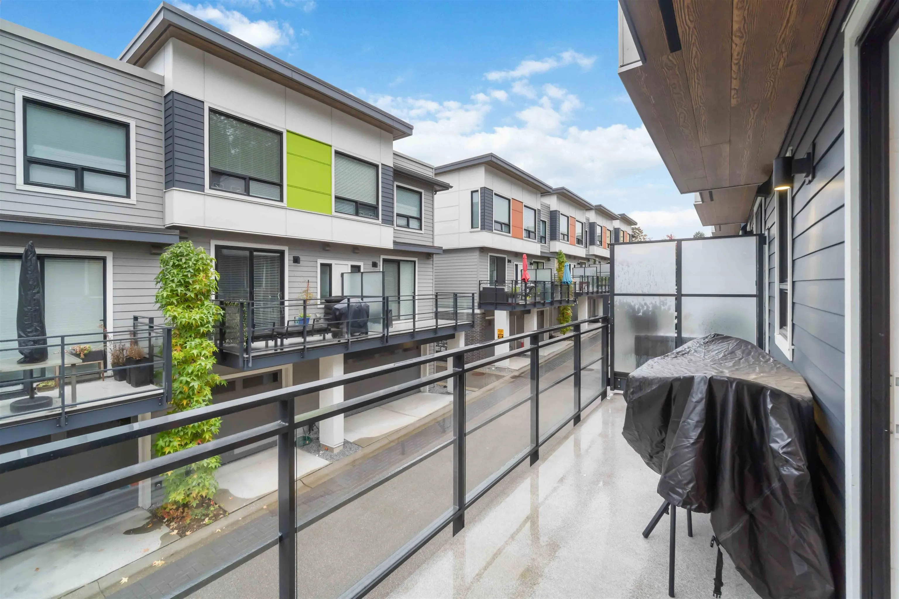 505 3105 St George Street