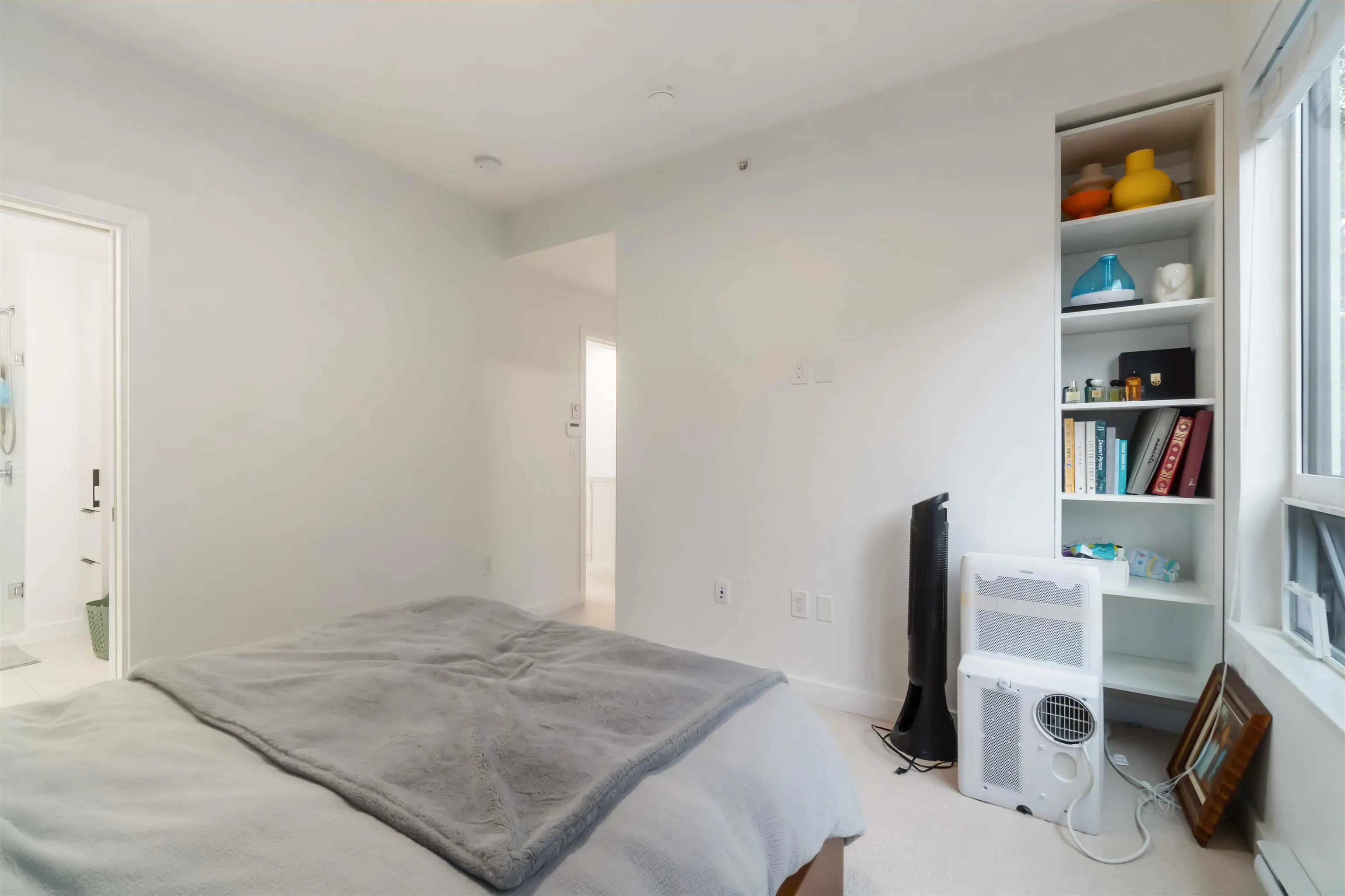 505 3105 St George Street