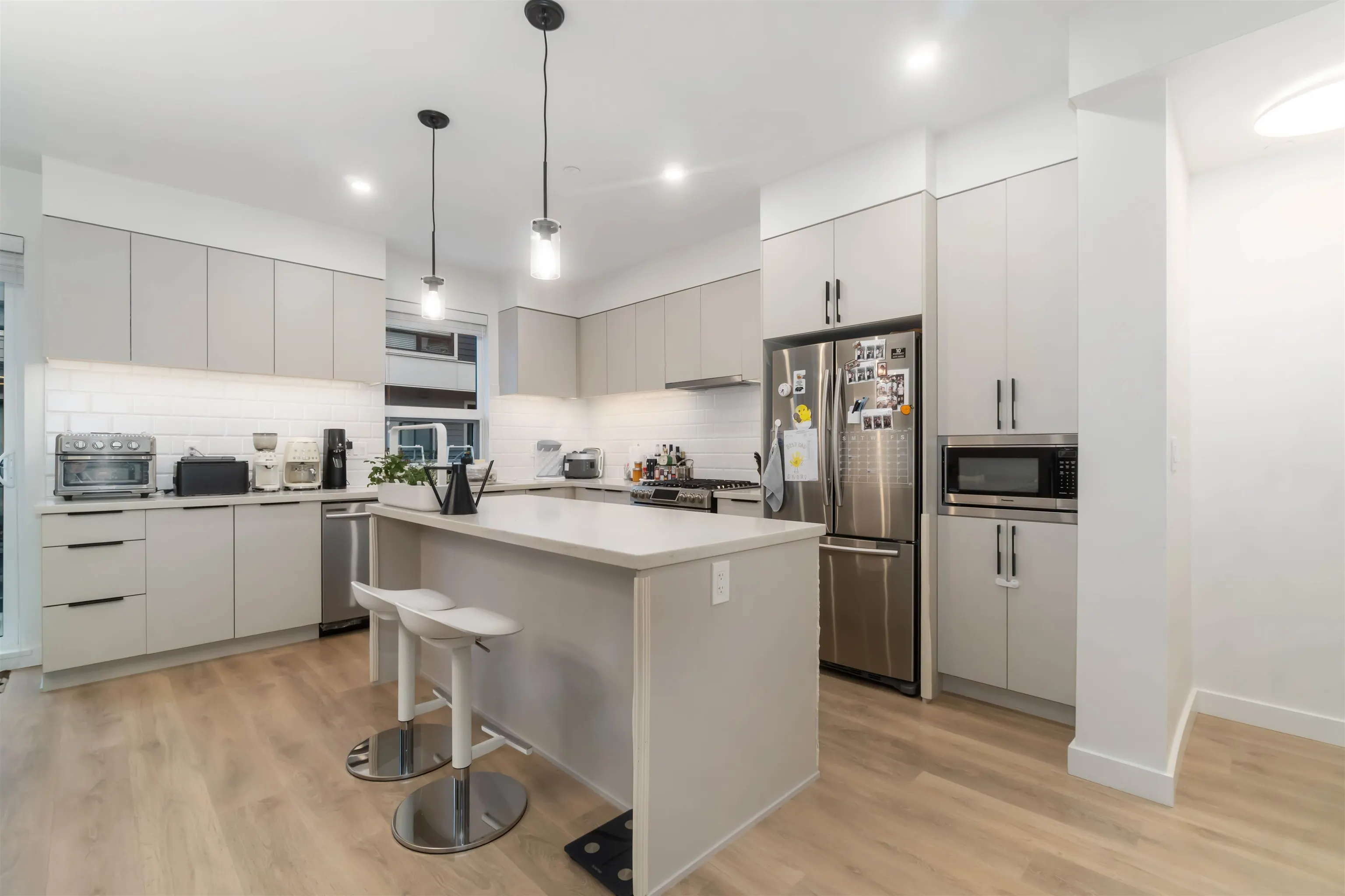 505 3105 St George Street