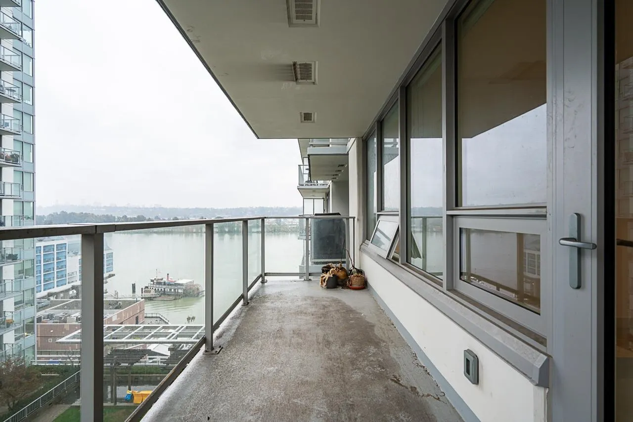 1106 988 Quayside Drive