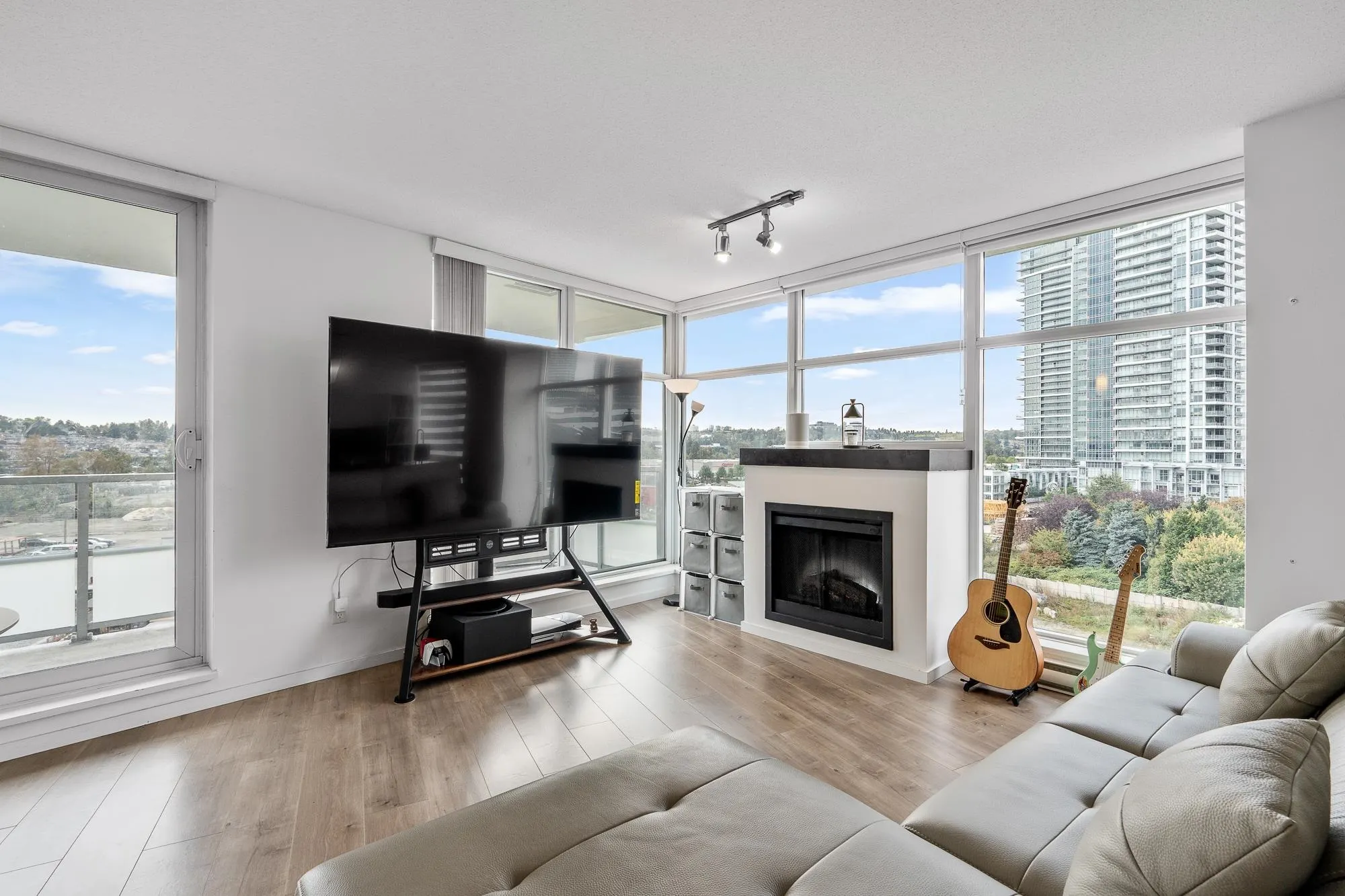 707 2289 Yukon Crescent
