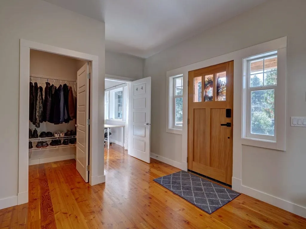 8116 Southwood Road