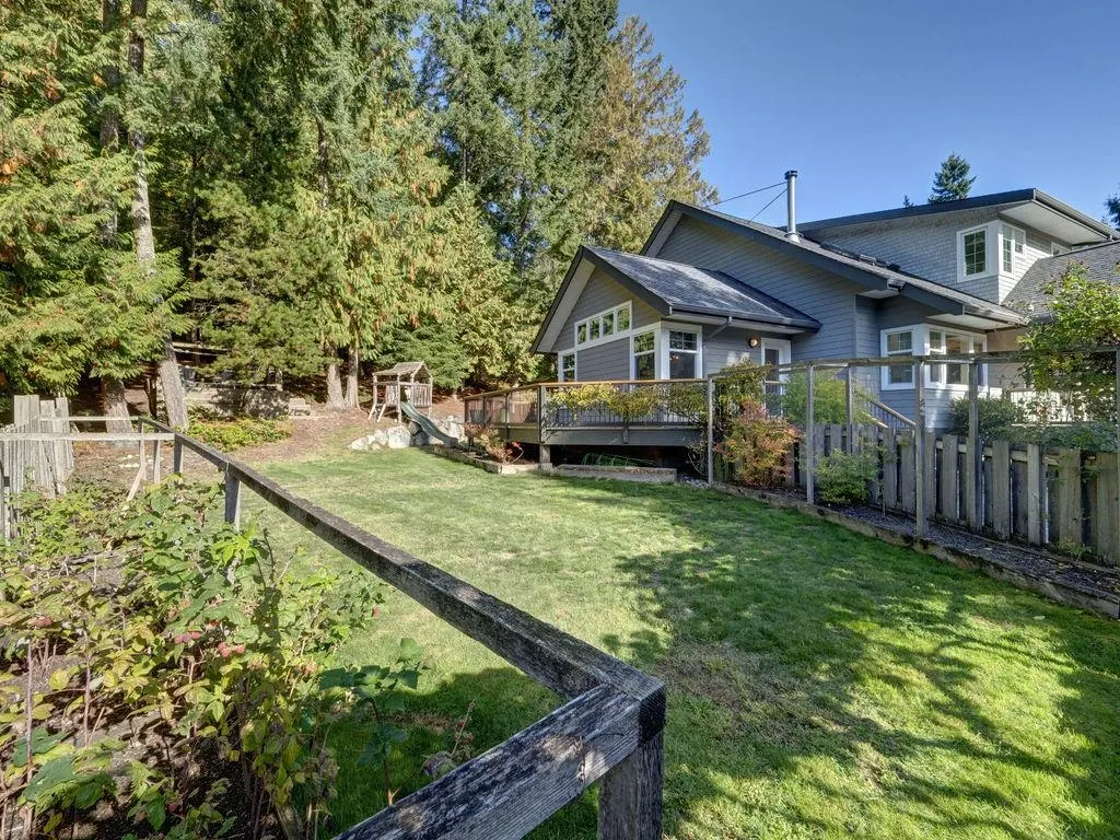 8116 Southwood Road