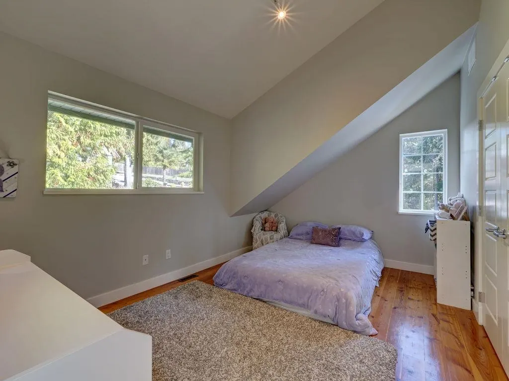 8116 Southwood Road