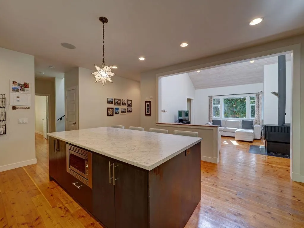 8116 Southwood Road
