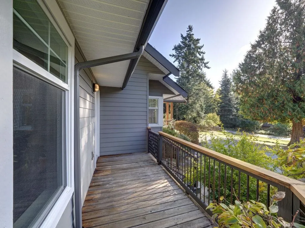 8116 Southwood Road
