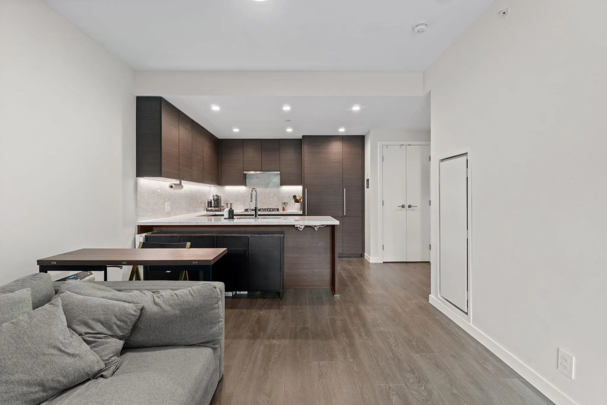 405 305 Morrissey Road