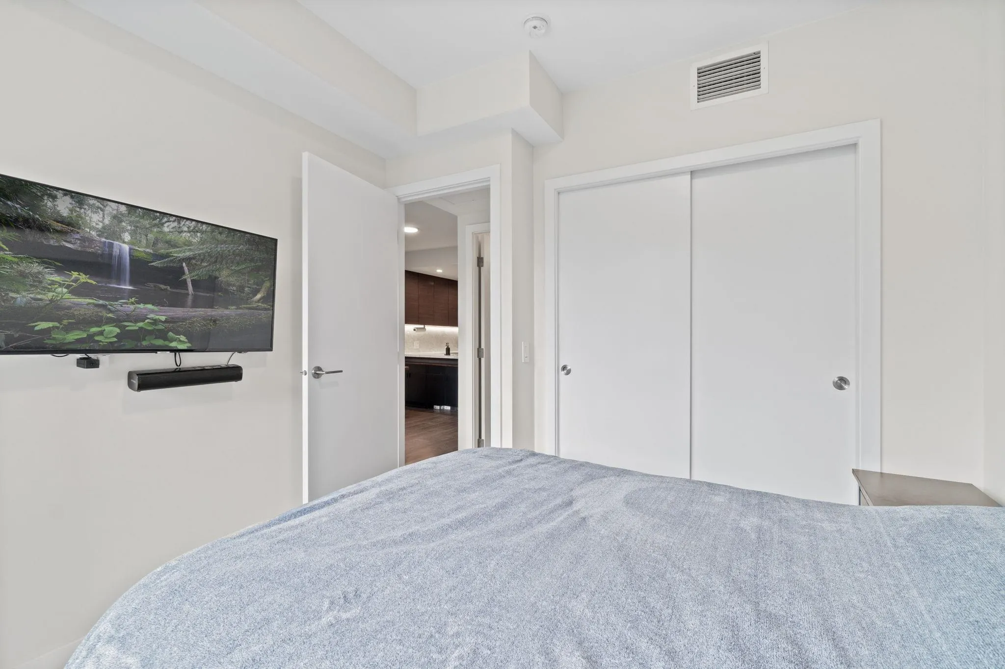 405 305 Morrissey Road