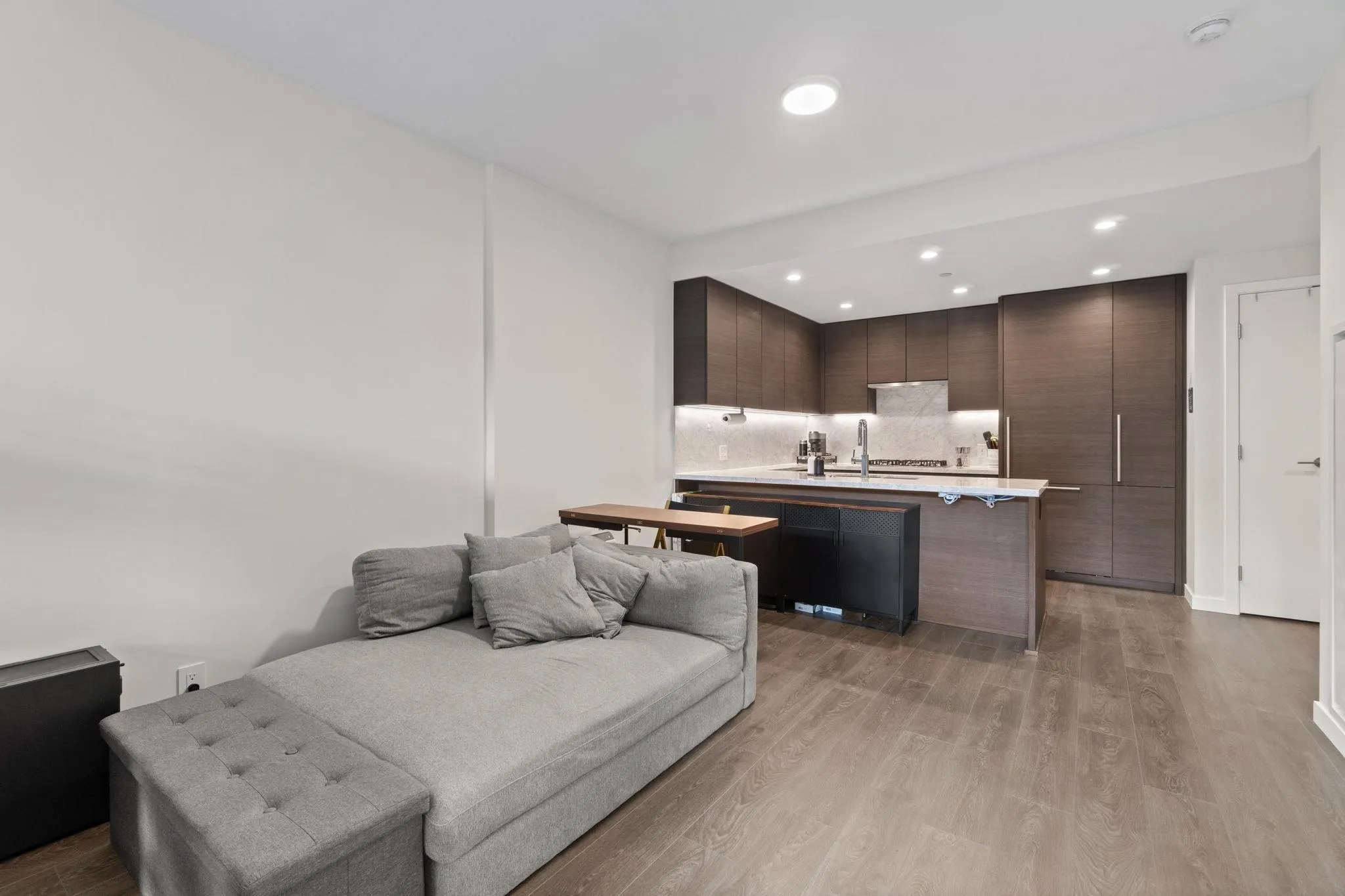 405 305 Morrissey Road