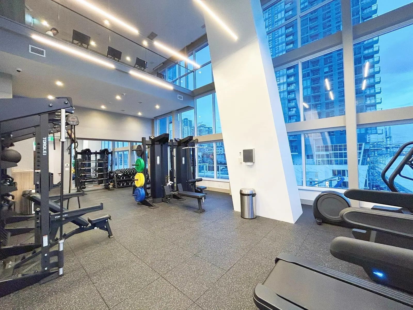 1802 680 Quayside Drive