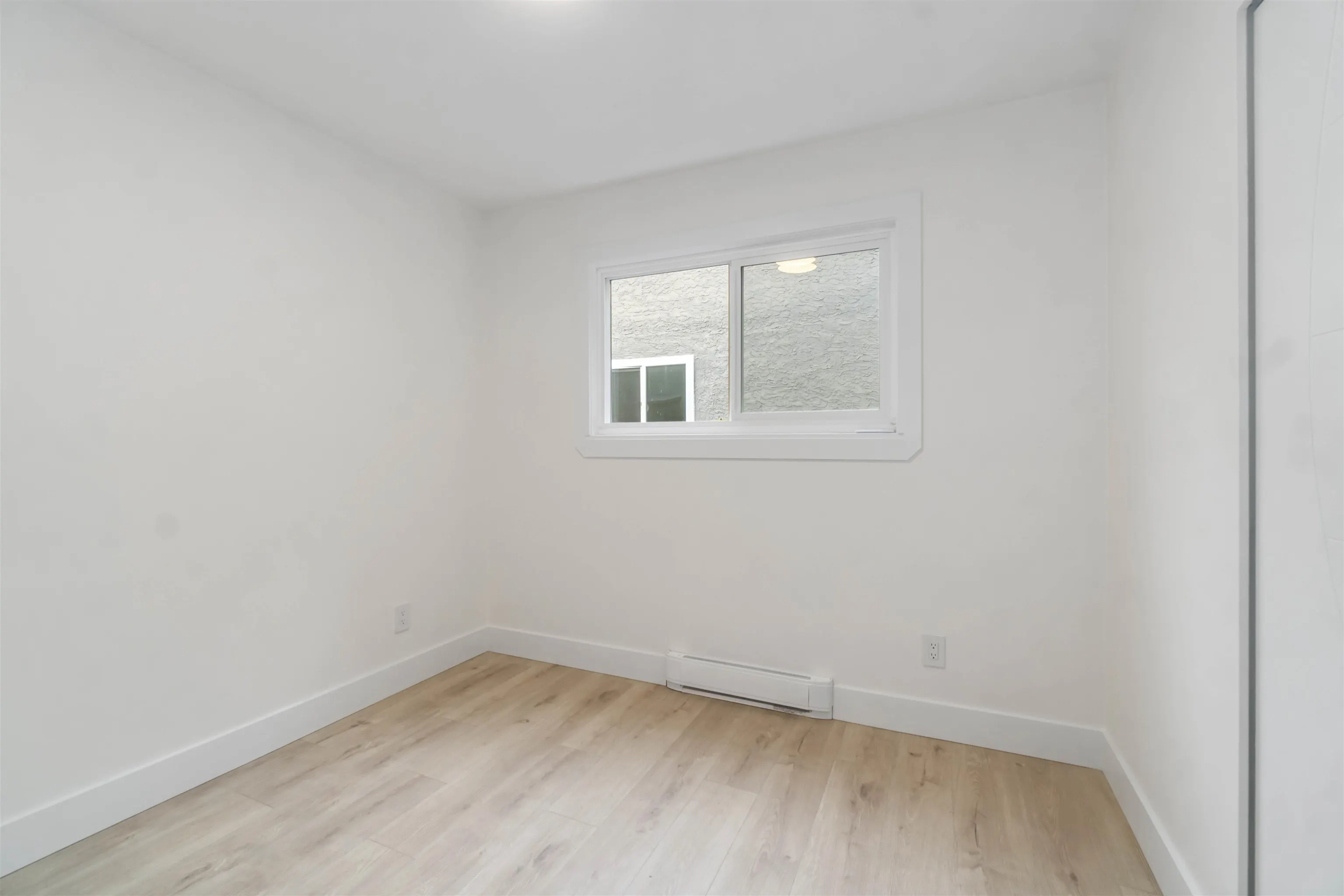 3228 Salt Spring Avenue
