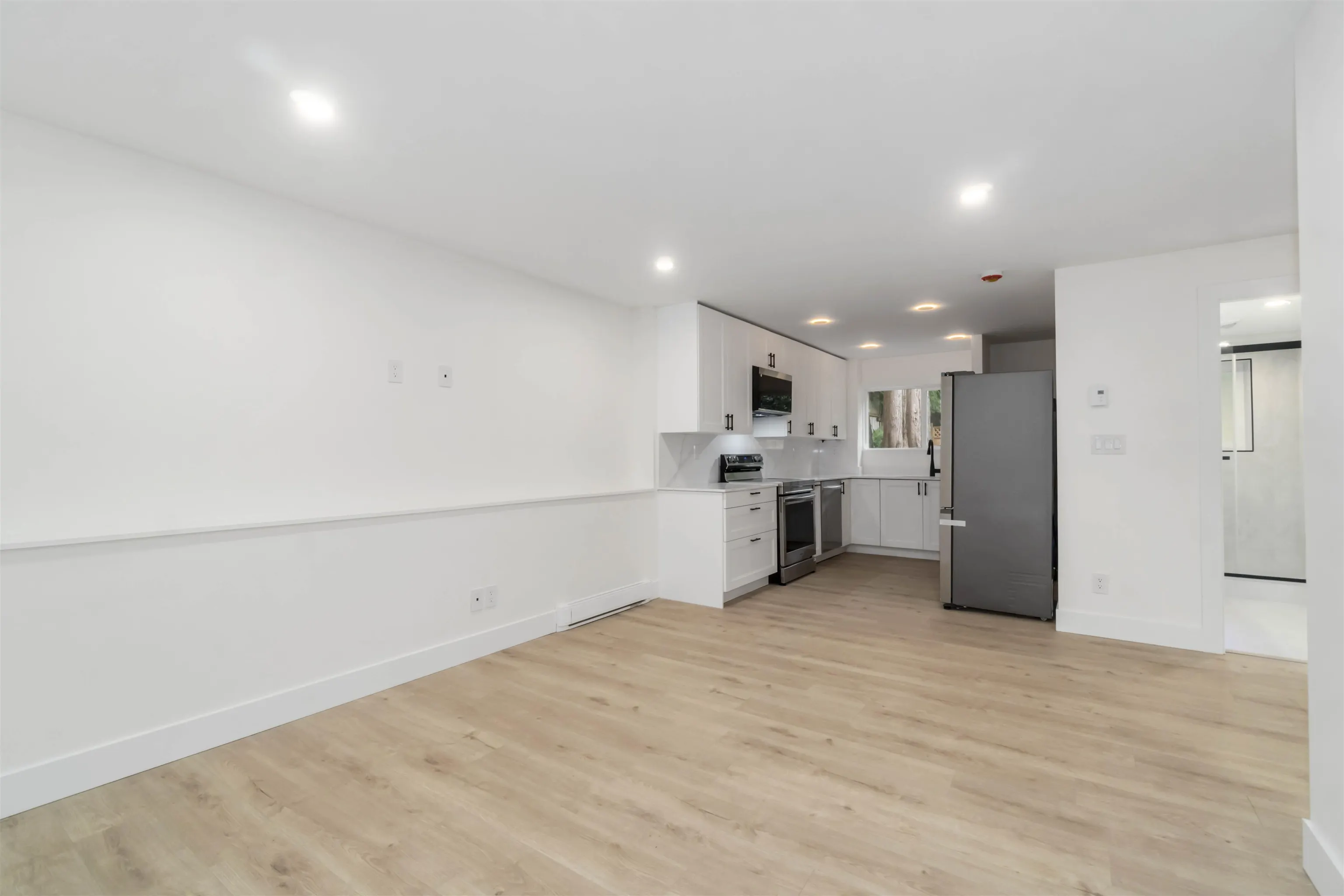 3228 Salt Spring Avenue