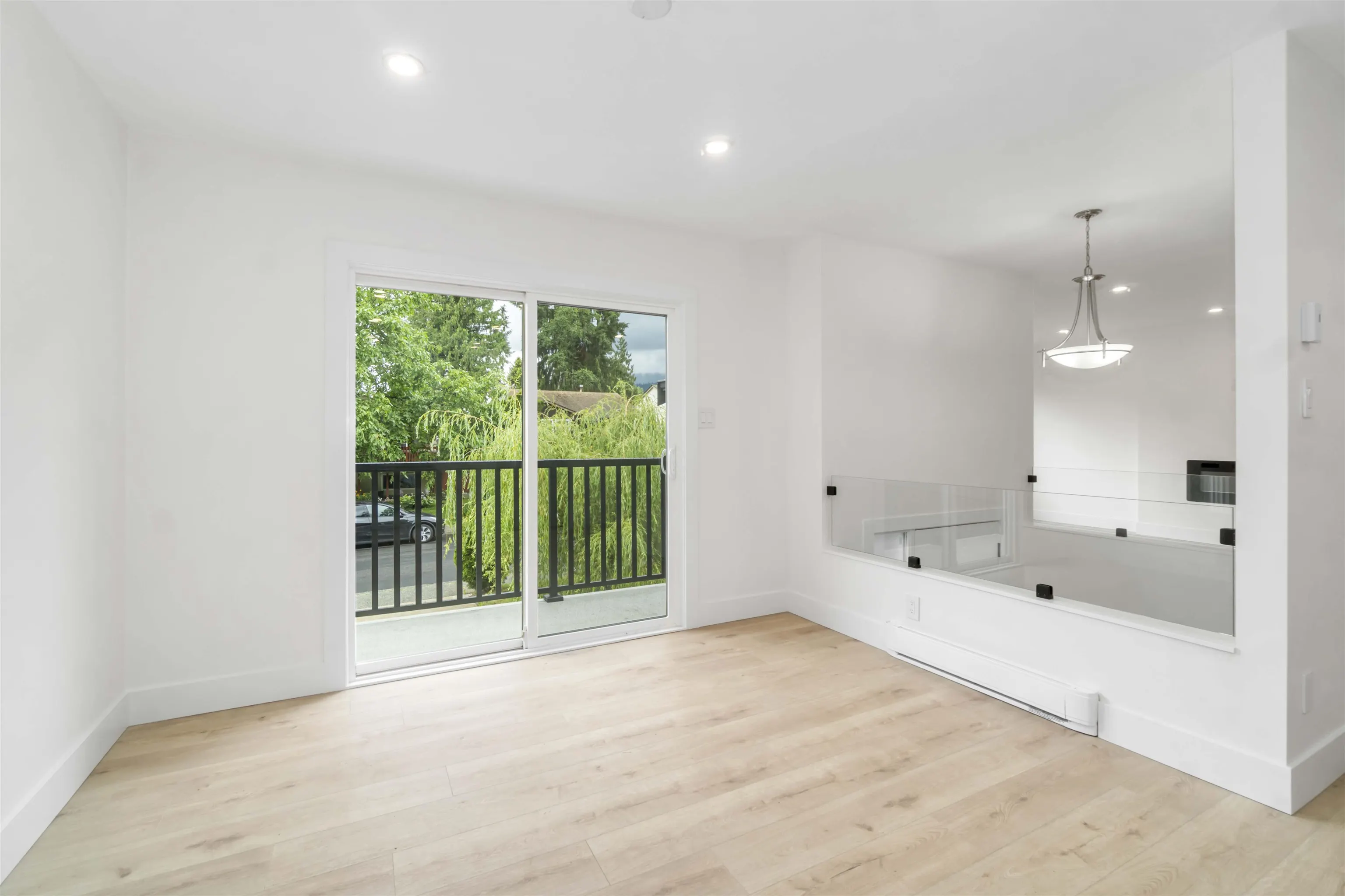 3228 Salt Spring Avenue