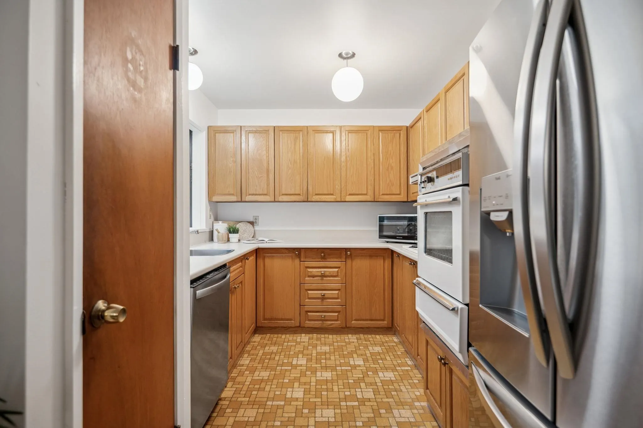 2174 Hoskins Road