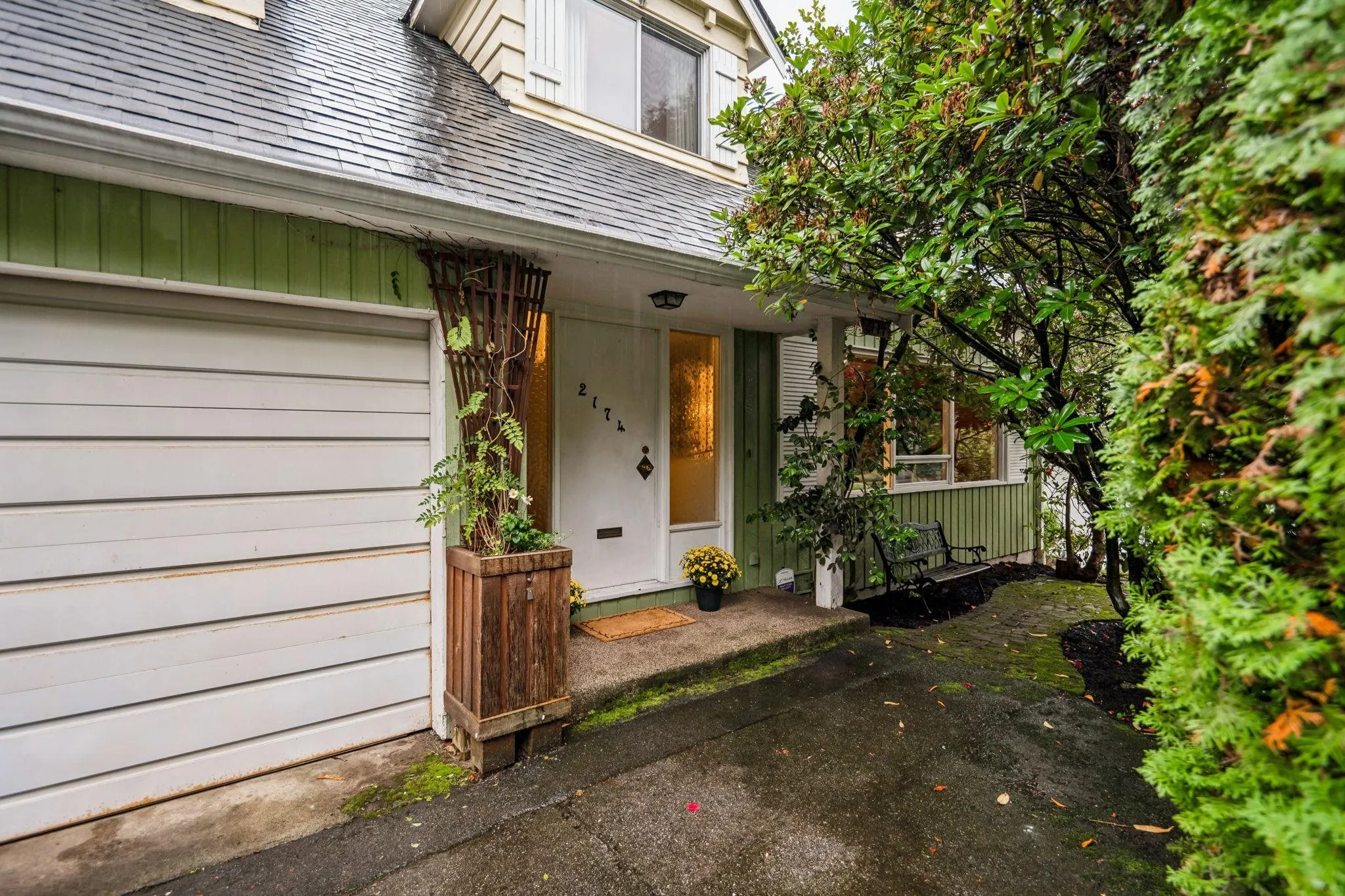 2174 Hoskins Road