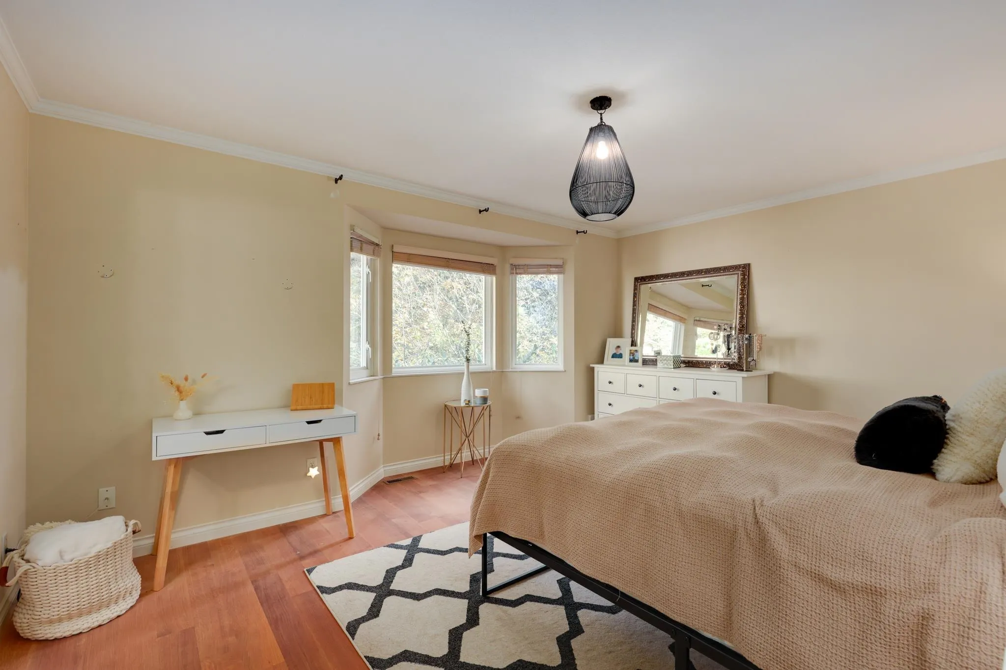 1400 Riverside Drive
