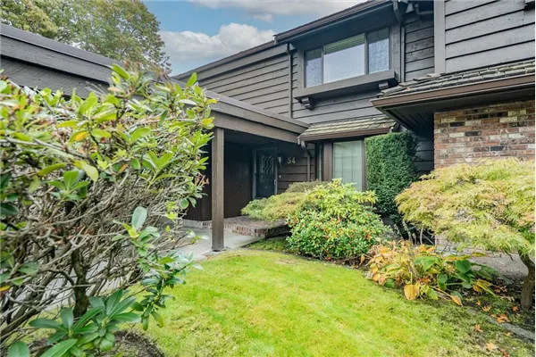 54 8111 Saunders Road