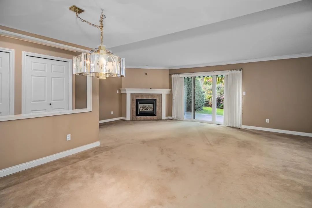 54 8111 Saunders Road