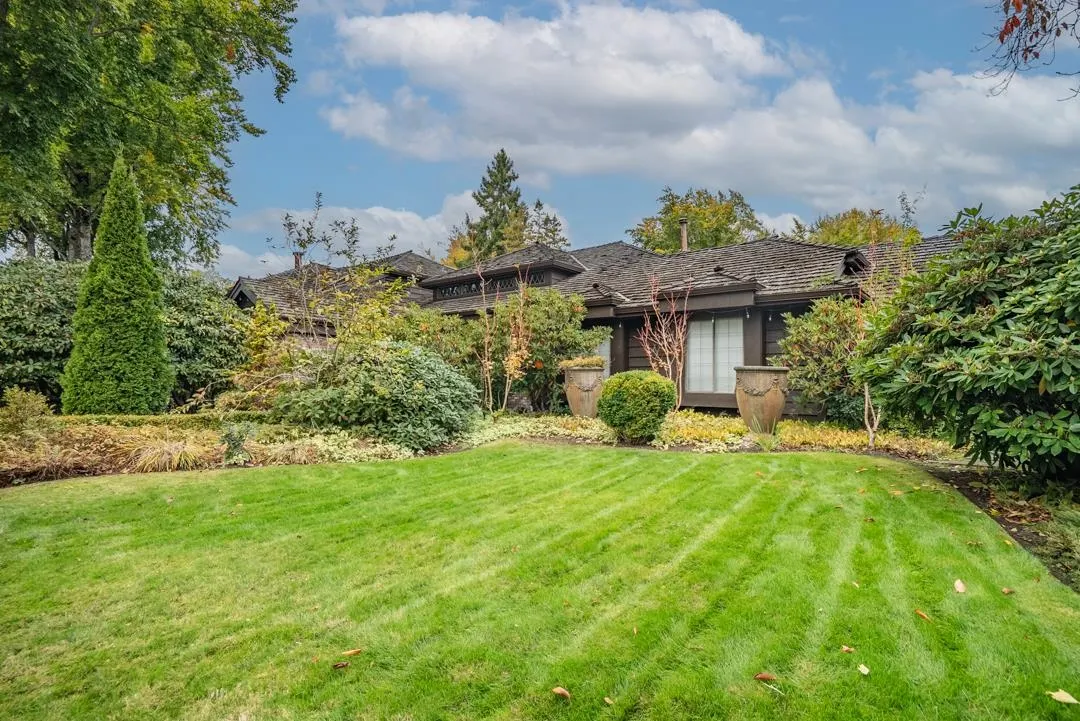 54 8111 Saunders Road