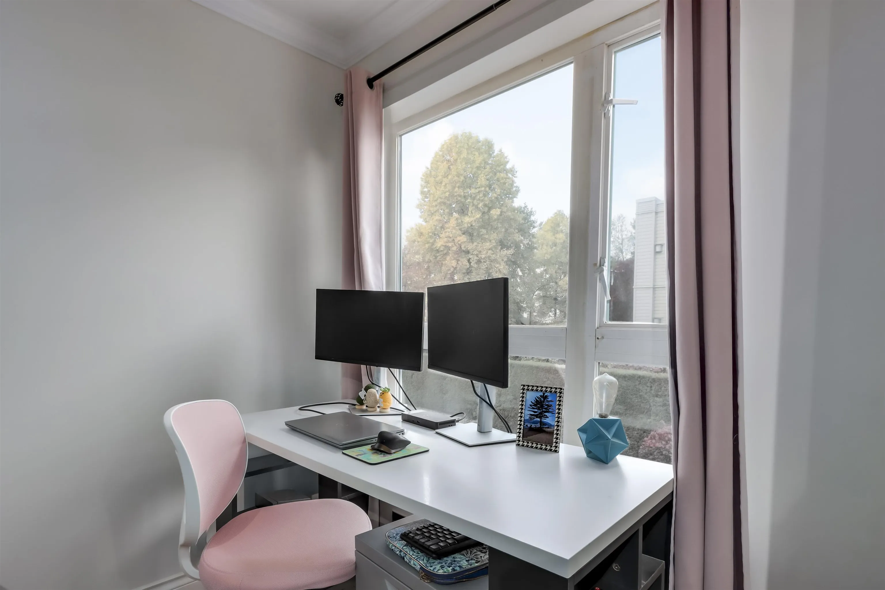 202 2335 Whyte Avenue