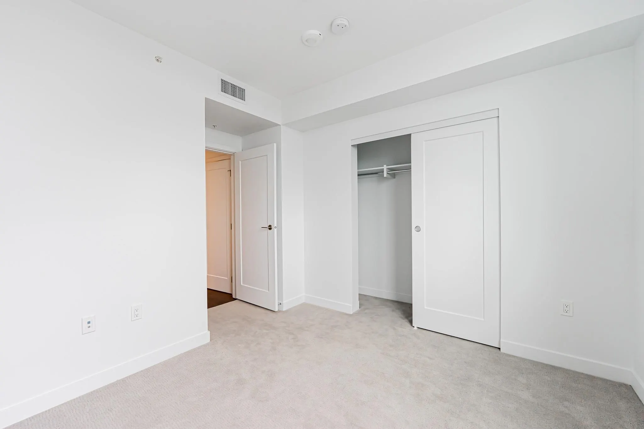 1603 8155 Capstan Way