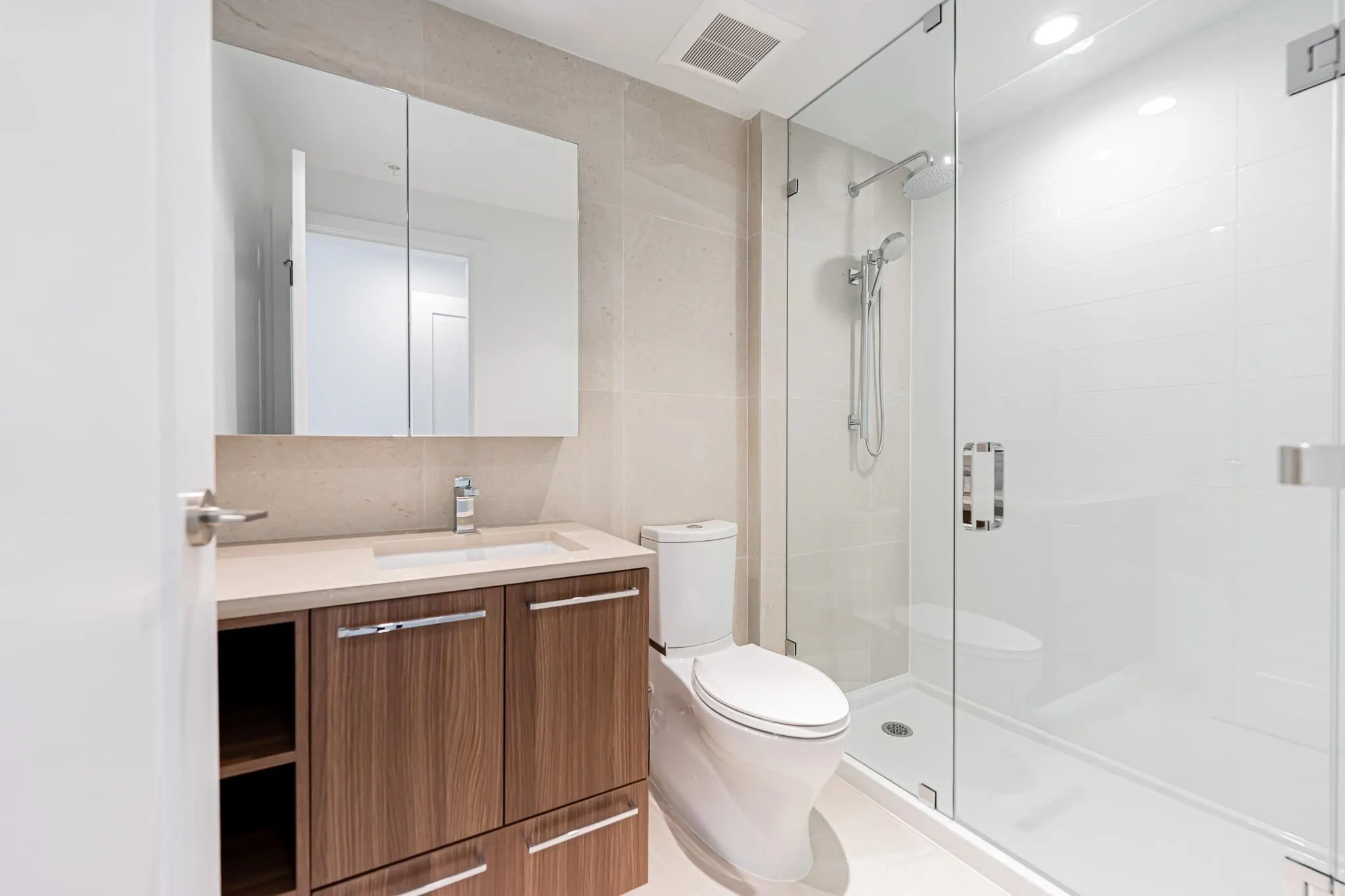 1603 8155 Capstan Way