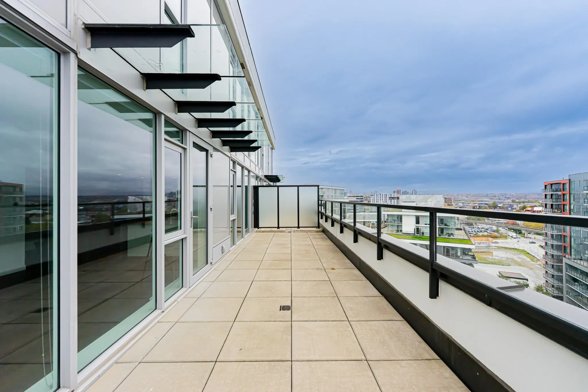 1603 8155 Capstan Way