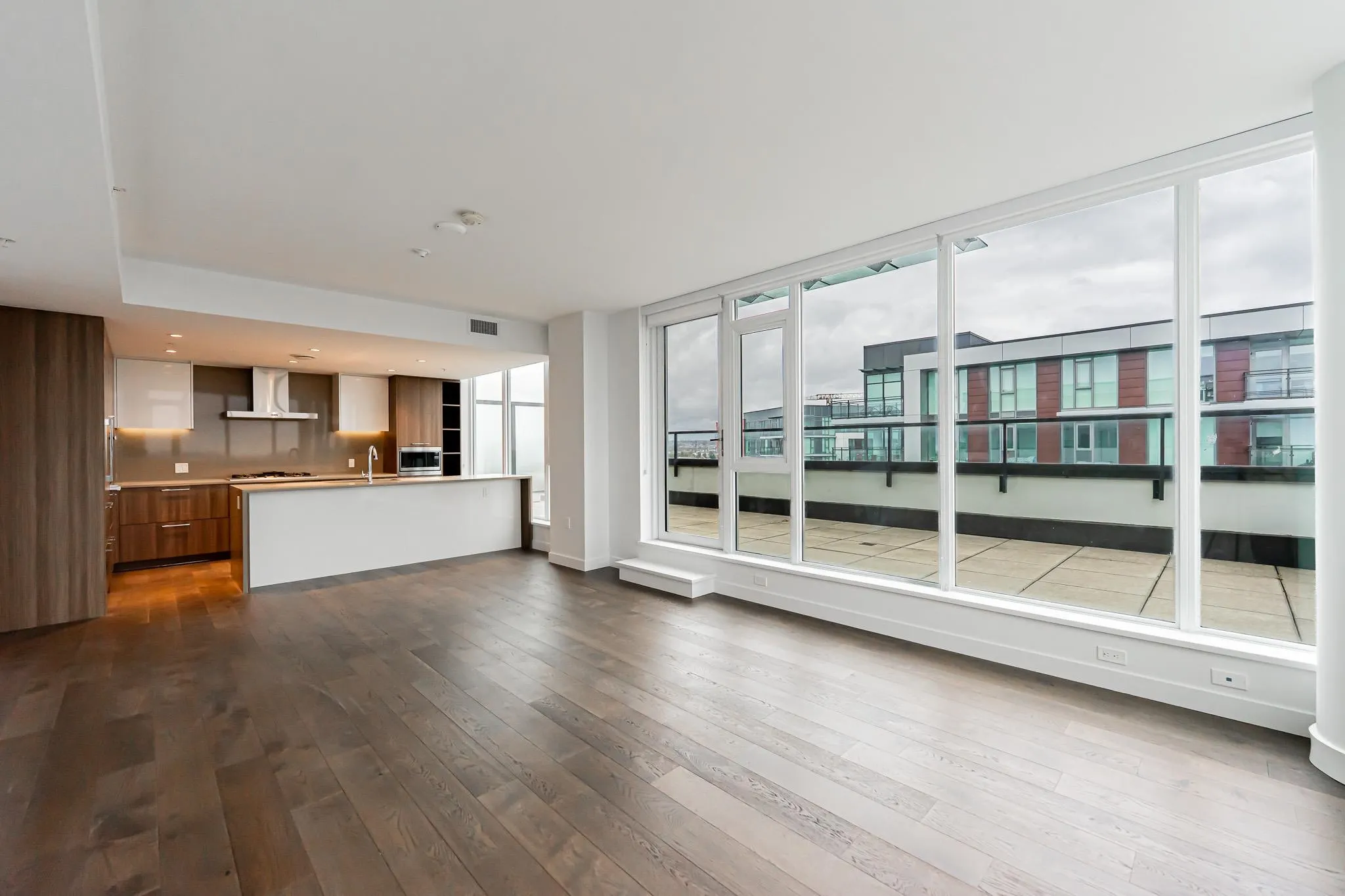 1603 8155 Capstan Way