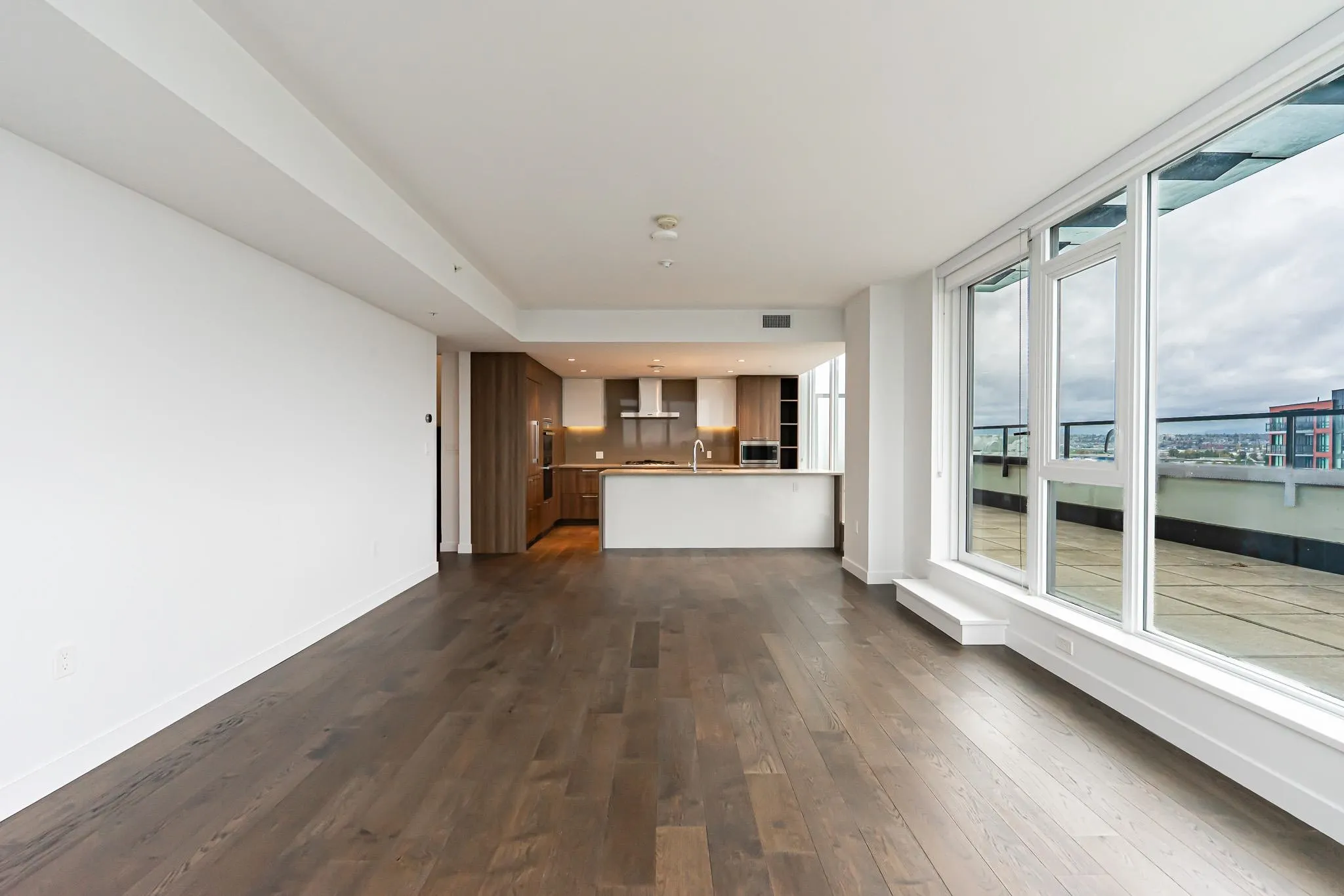 1603 8155 Capstan Way