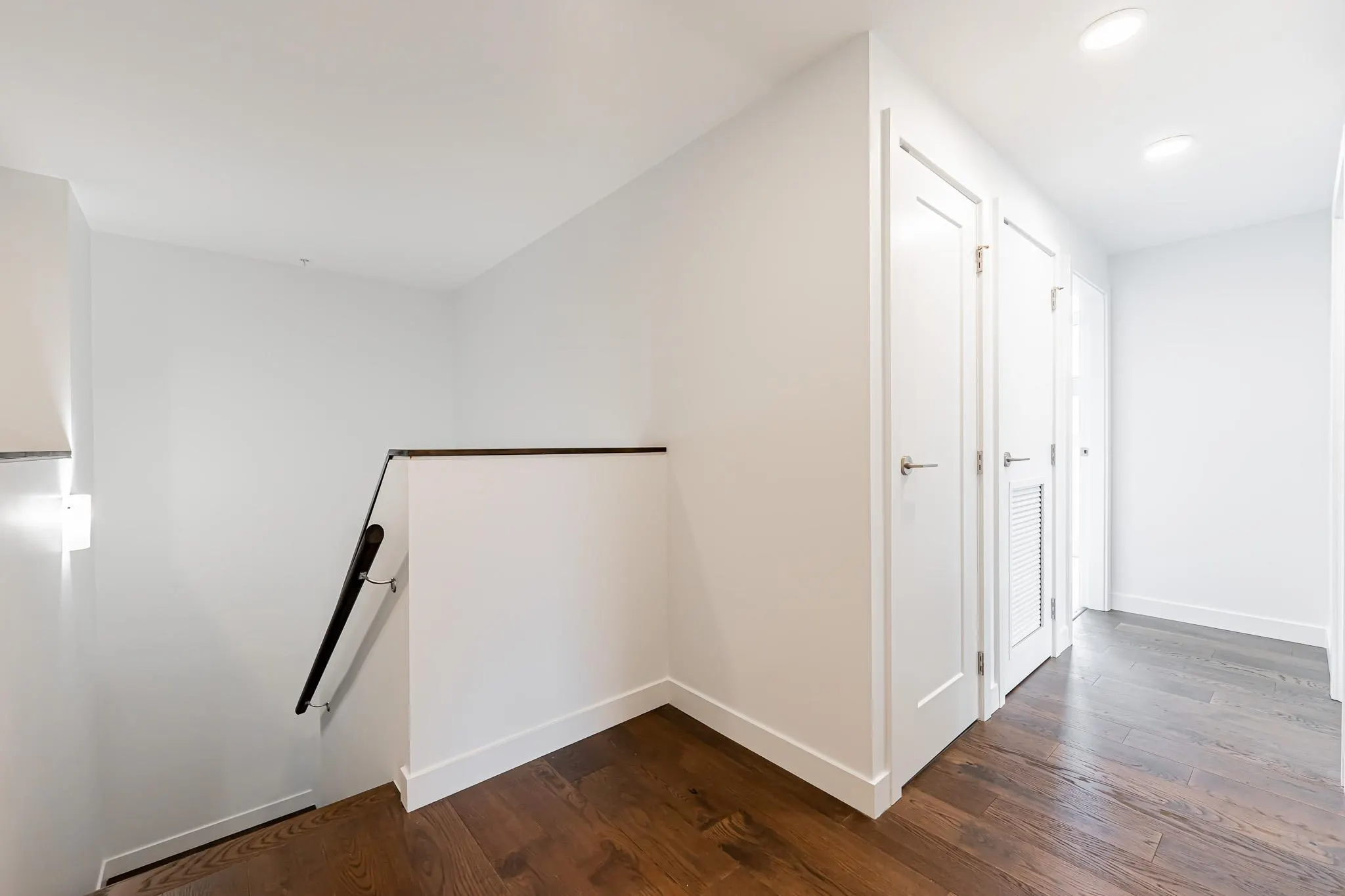 1603 8155 Capstan Way